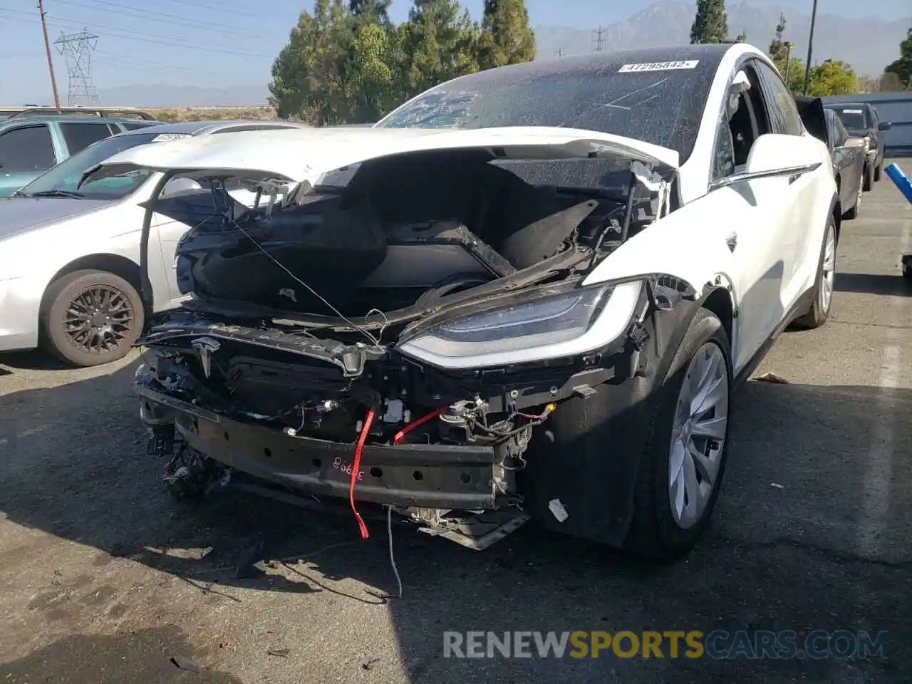 2 Photograph of a damaged car 5YJXCAE20LF243447 TESLA MODEL X 2020