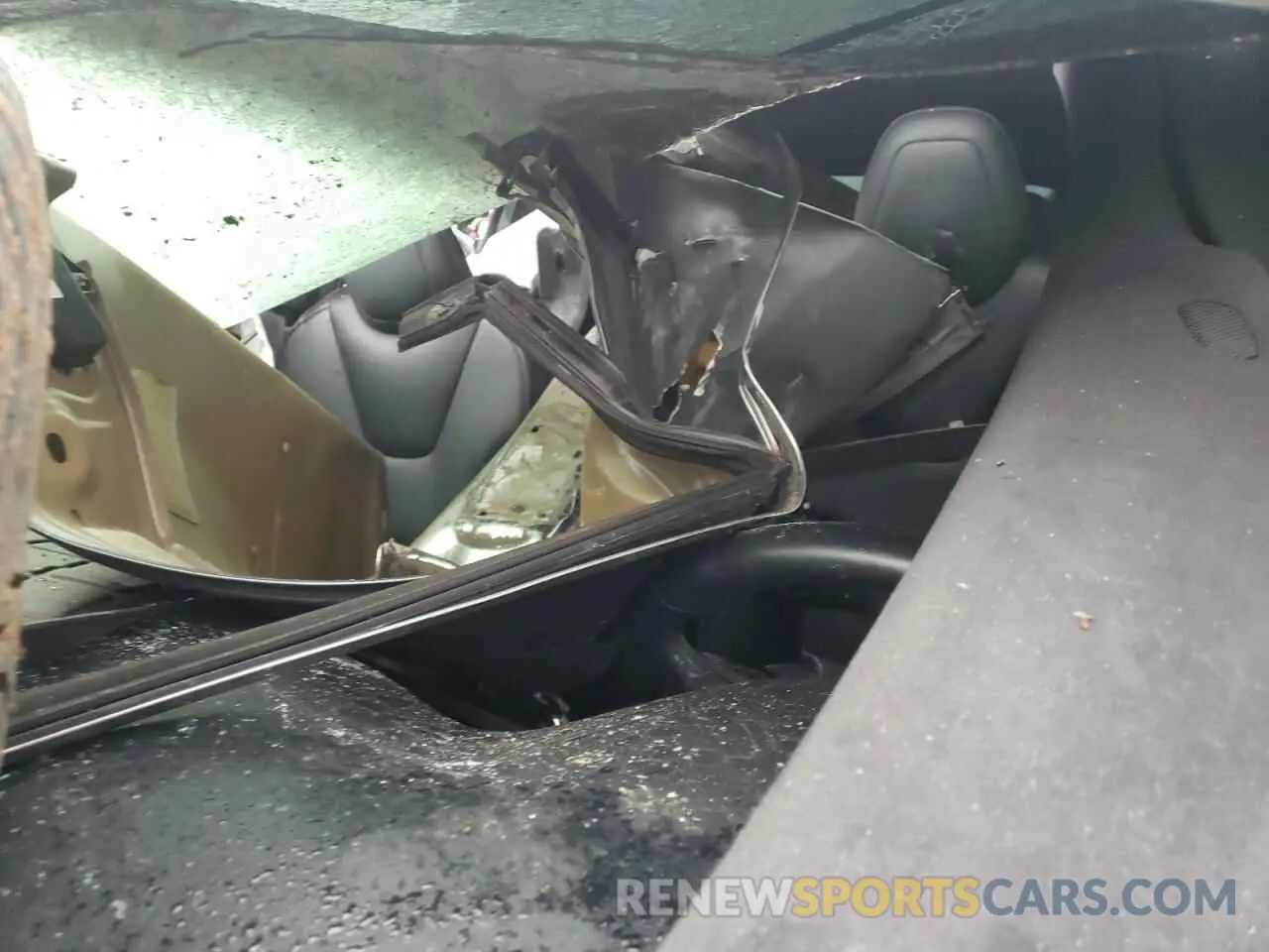 8 Photograph of a damaged car 5YJXCAE22LF236001 TESLA MODEL X 2020