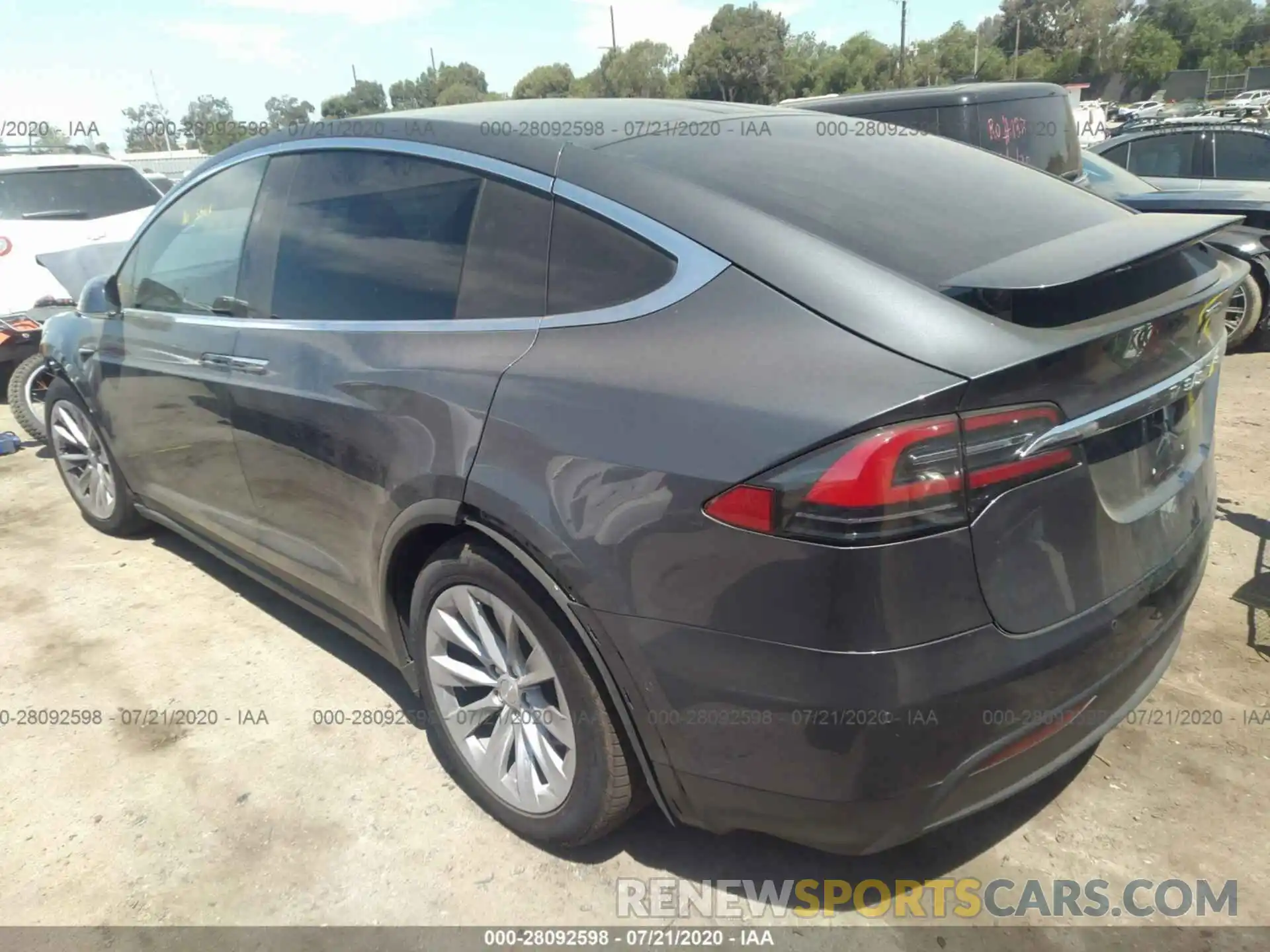 3 Photograph of a damaged car 5YJXCAE22LF275641 TESLA MODEL X 2020