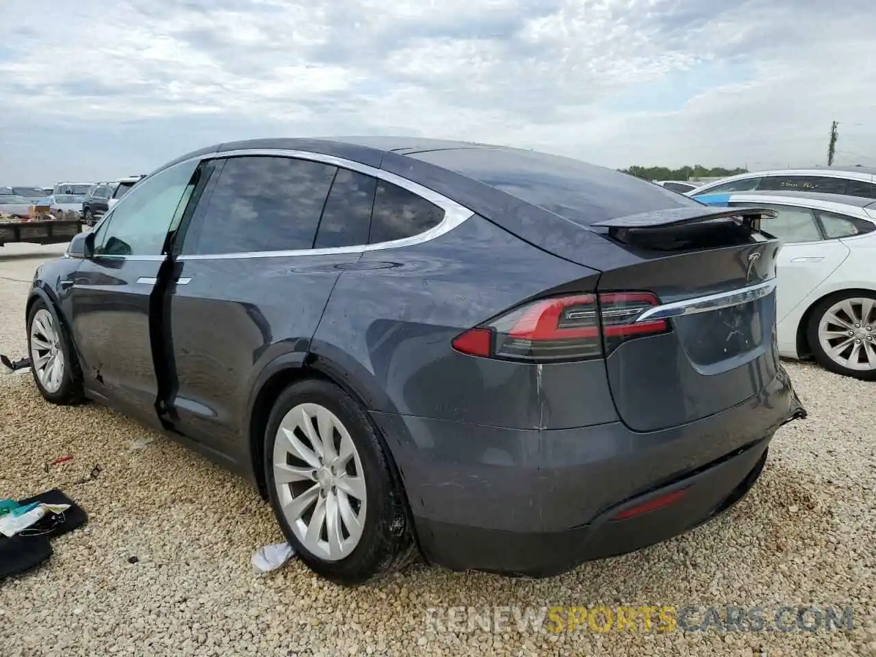 2 Photograph of a damaged car 5YJXCAE23LF221989 TESLA MODEL X 2020