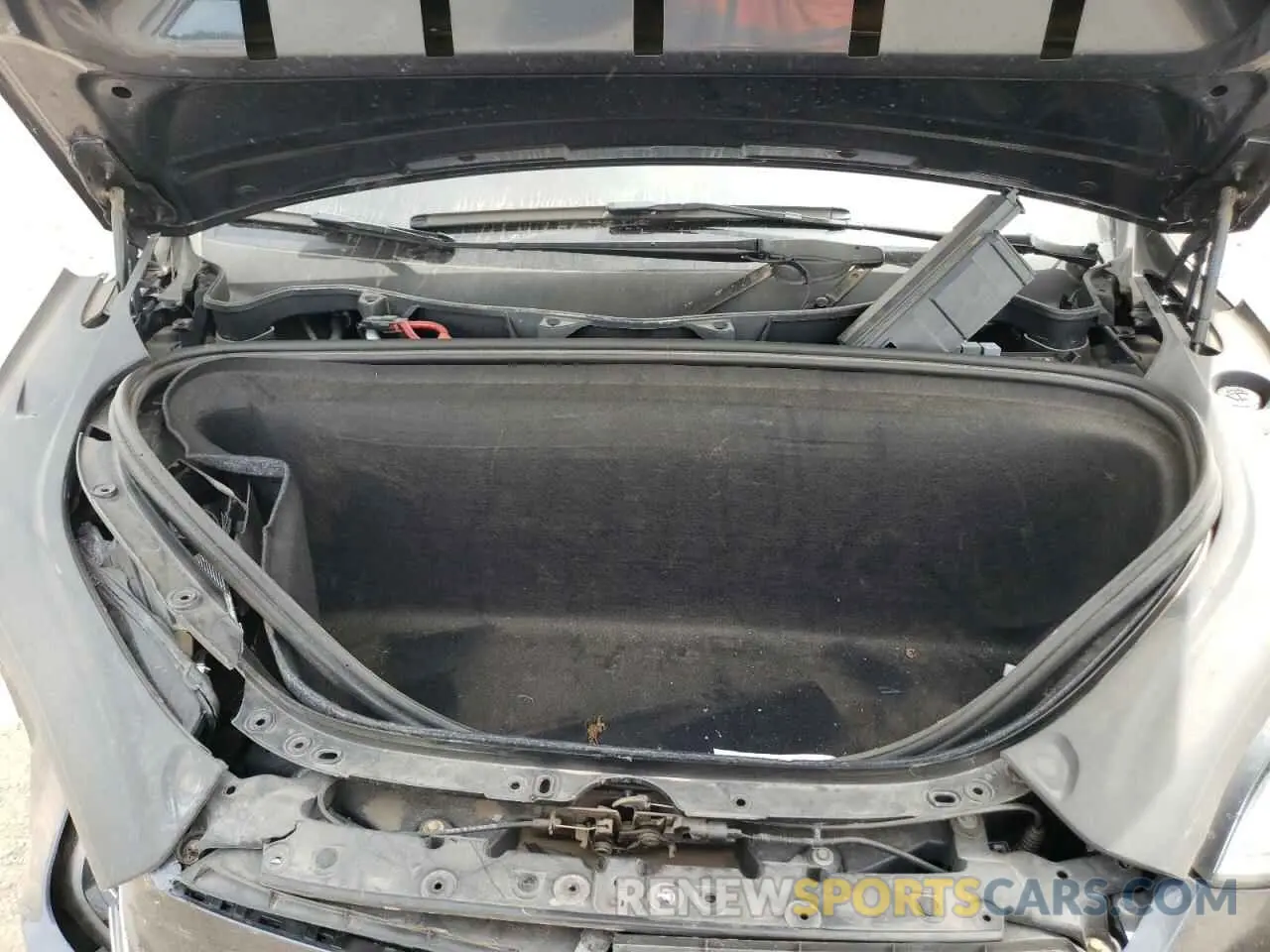 11 Photograph of a damaged car 5YJXCAE24LF234041 TESLA MODEL X 2020
