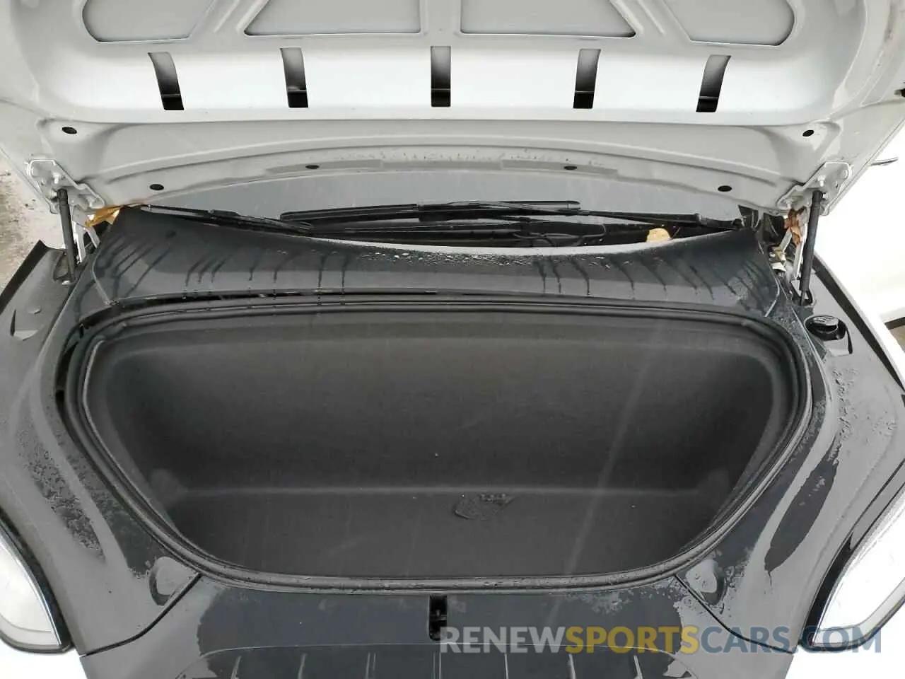 12 Photograph of a damaged car 5YJXCAE24LF239384 TESLA MODEL X 2020