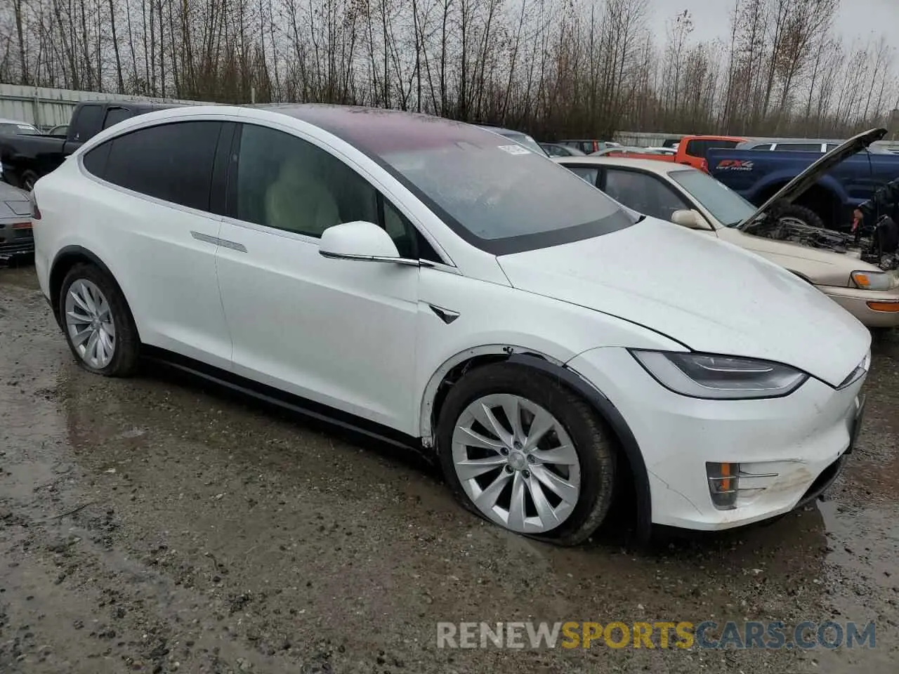 4 Photograph of a damaged car 5YJXCAE24LF239384 TESLA MODEL X 2020