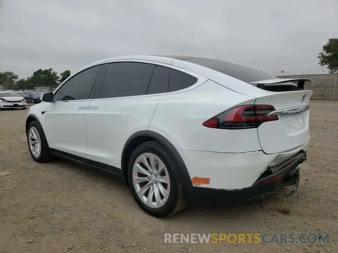 3 Photograph of a damaged car 5YJXCAE24LF286172 TESLA MODEL X 2020