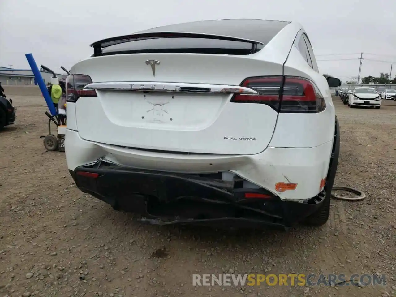 9 Photograph of a damaged car 5YJXCAE24LF286172 TESLA MODEL X 2020