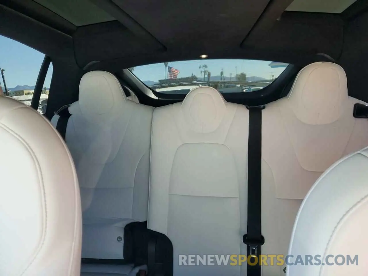 10 Photograph of a damaged car 5YJXCAE26LF270135 TESLA MODEL X 2020