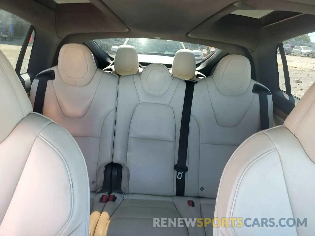 10 Photograph of a damaged car 5YJXCAE27LF300517 TESLA MODEL X 2020