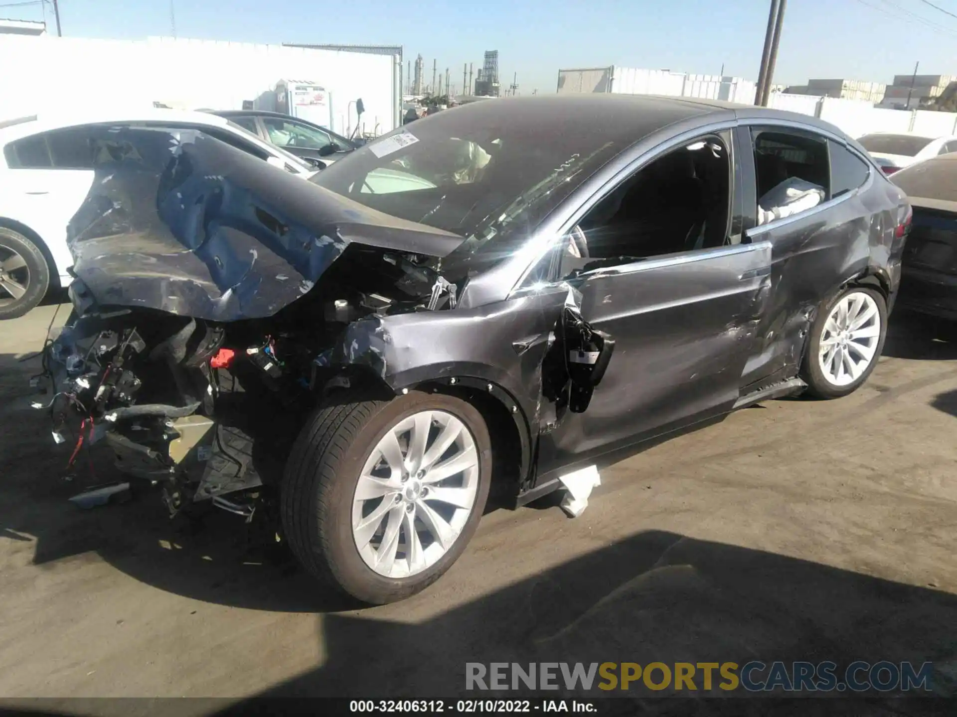 2 Photograph of a damaged car 5YJXCAE27LF305300 TESLA MODEL X 2020