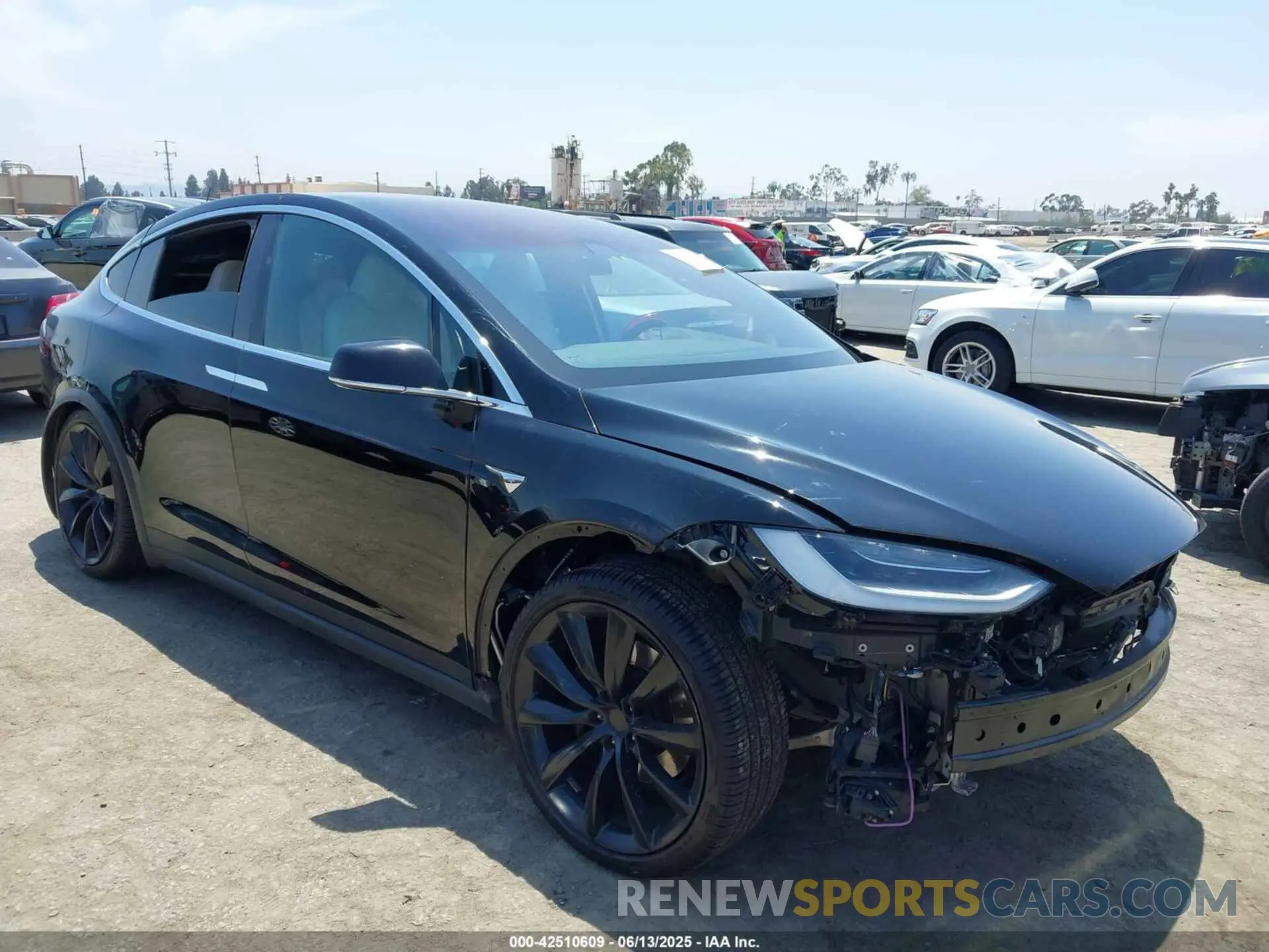 1 Photograph of a damaged car 5YJXCAE28LF248332 TESLA MODEL X 2020