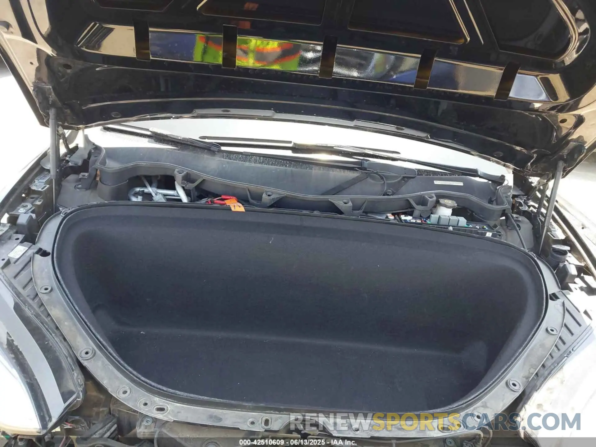 10 Photograph of a damaged car 5YJXCAE28LF248332 TESLA MODEL X 2020