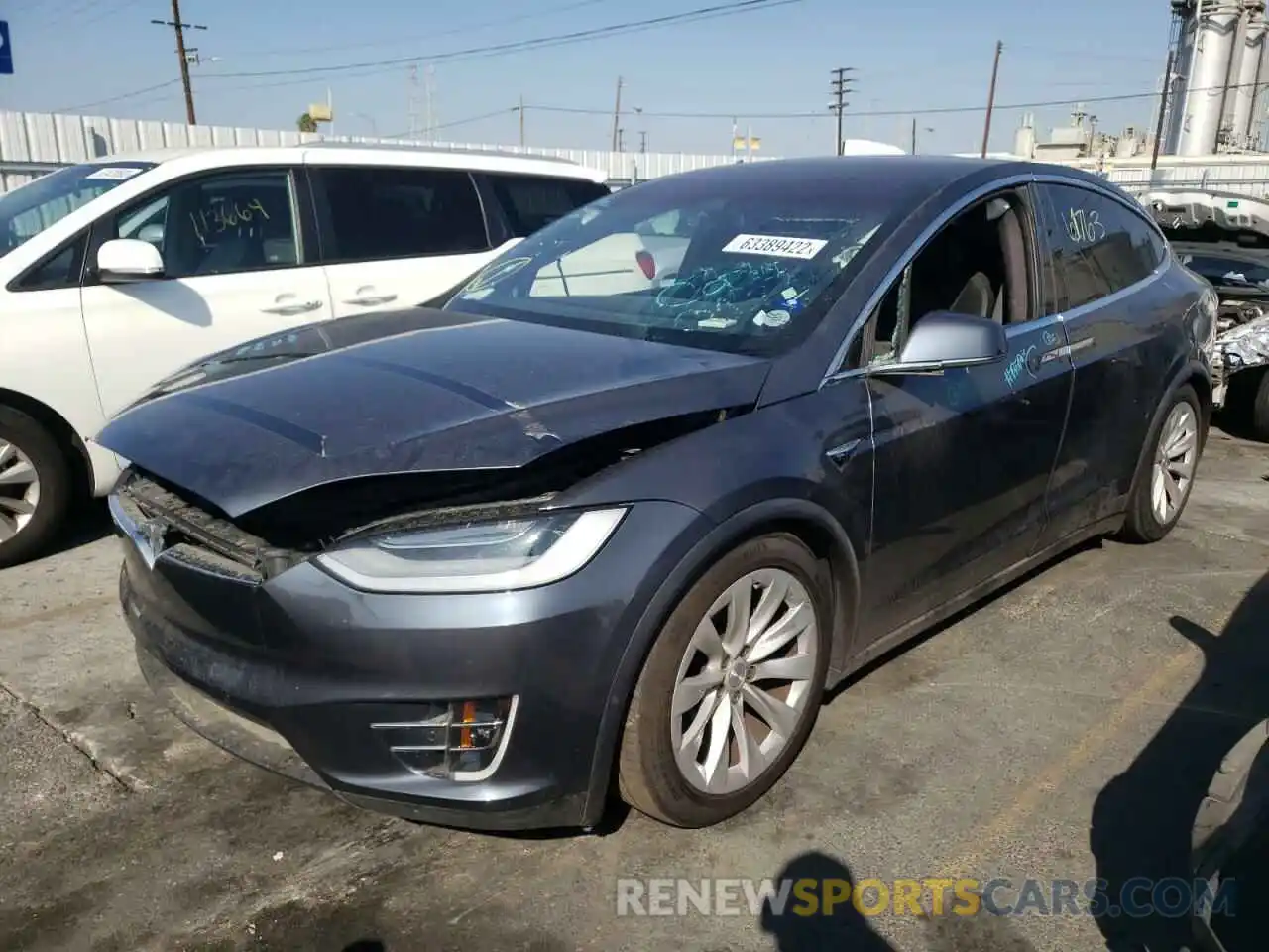 2 Photograph of a damaged car 5YJXCAE2XLF248039 TESLA MODEL X 2020