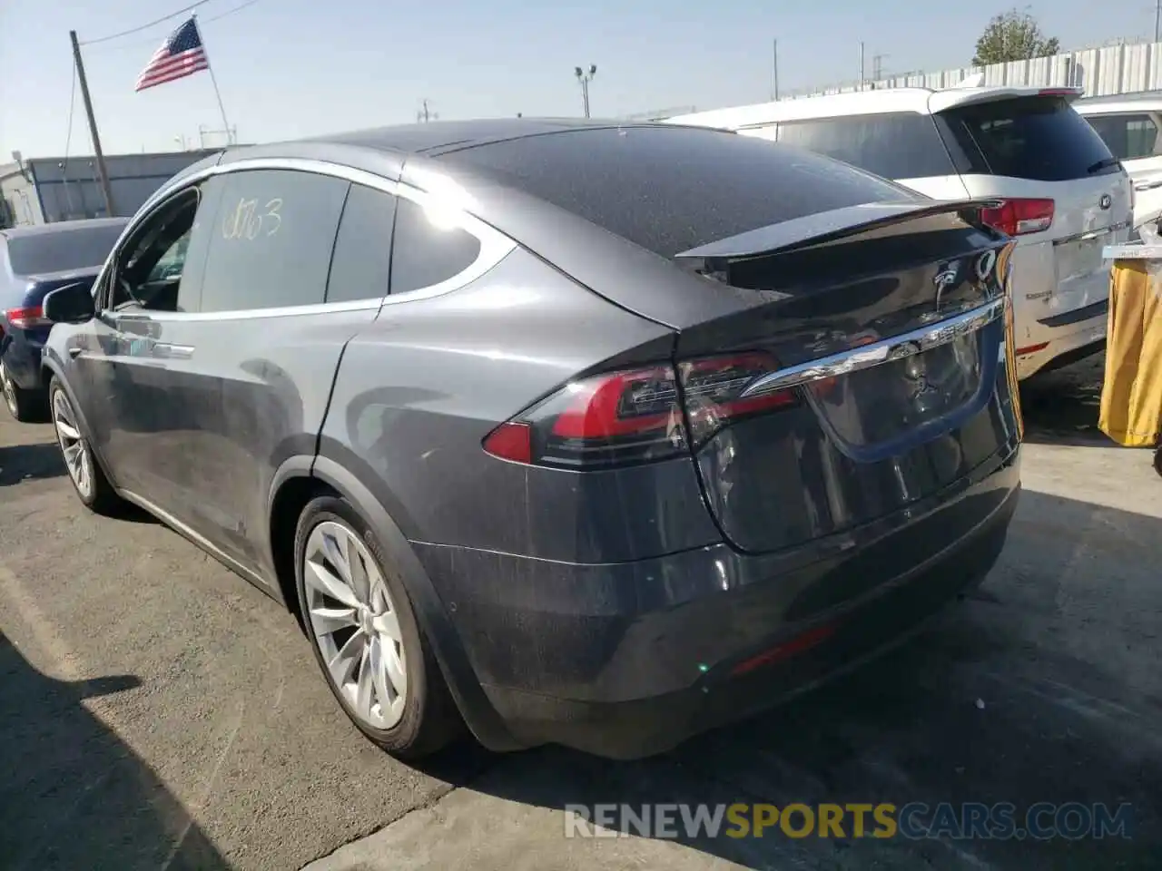 3 Photograph of a damaged car 5YJXCAE2XLF248039 TESLA MODEL X 2020