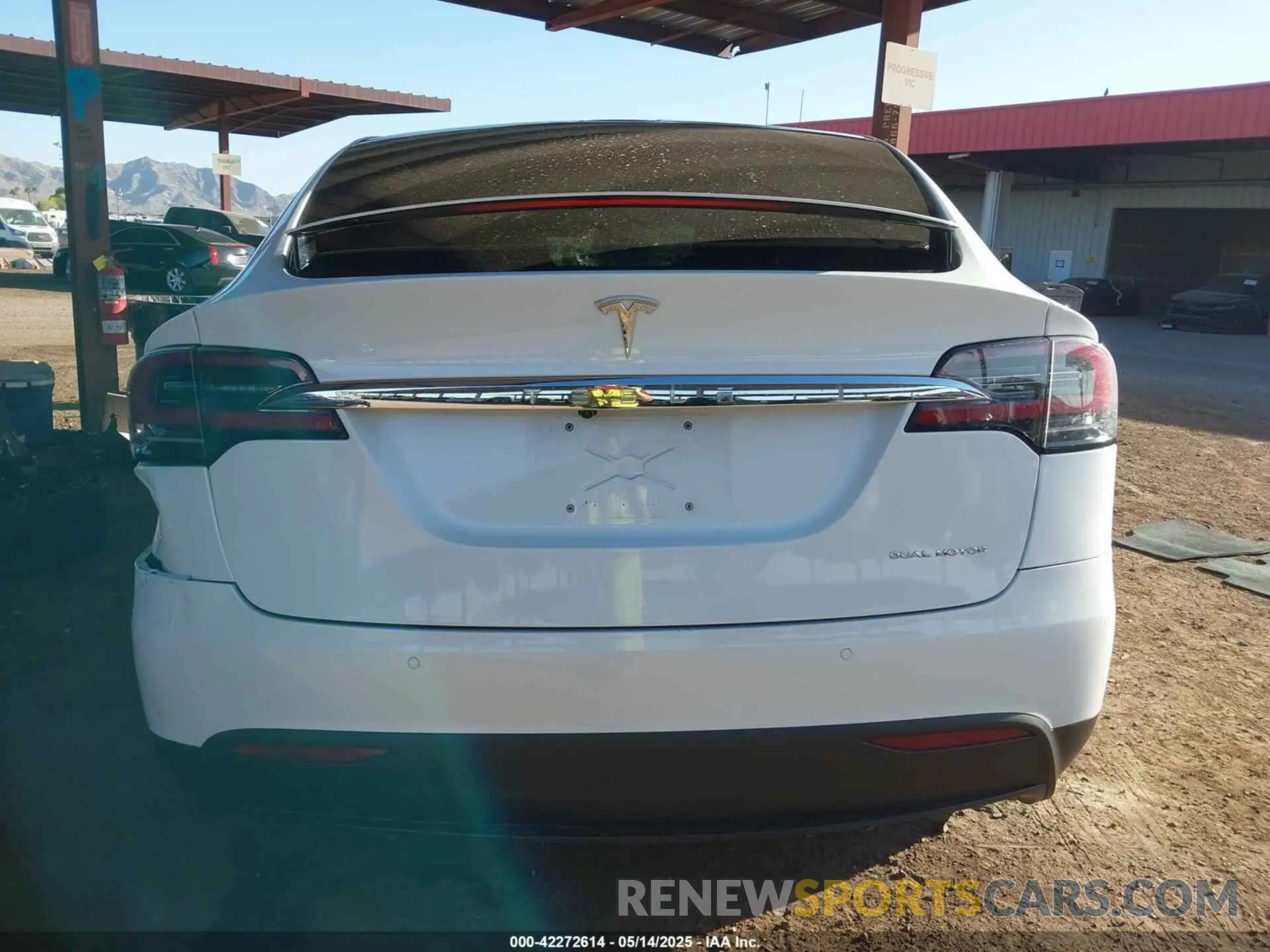 16 Photograph of a damaged car 5YJXCBE21LF238490 TESLA MODEL X 2020