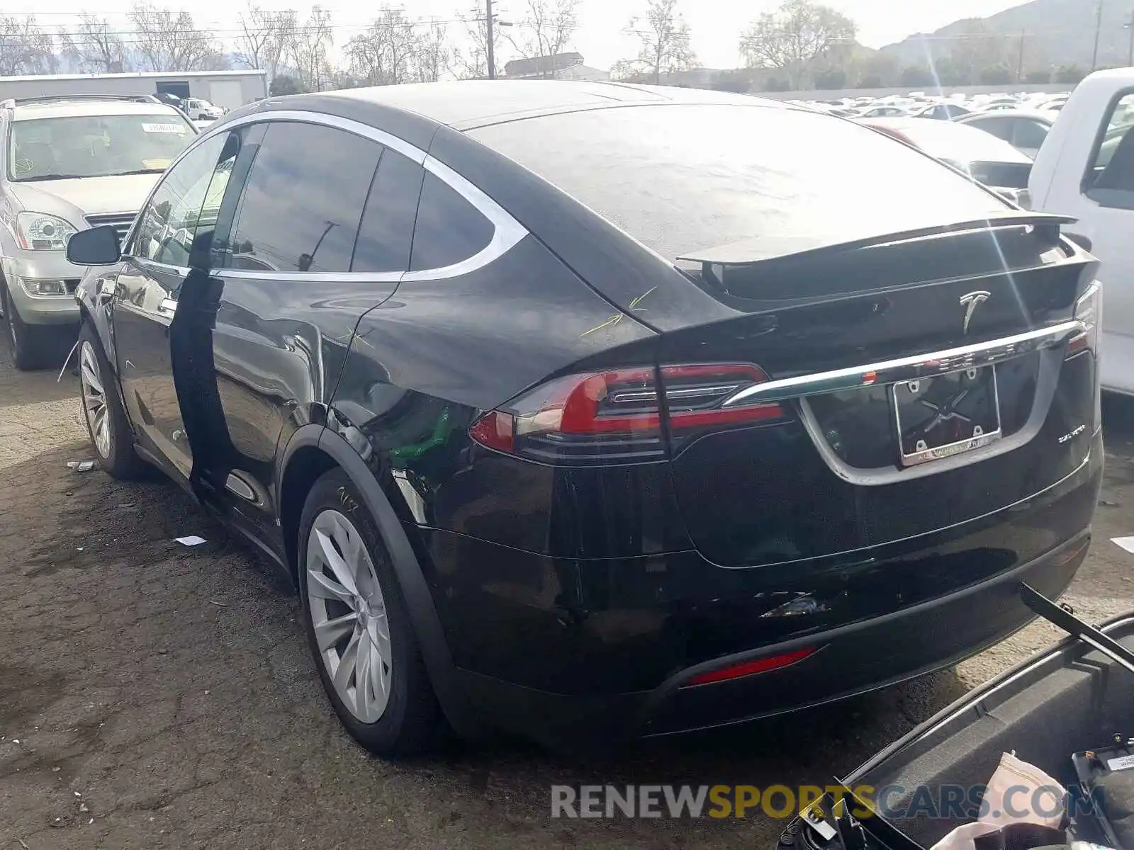 3 Photograph of a damaged car 5YJXCBE21LF241471 TESLA MODEL X 2020