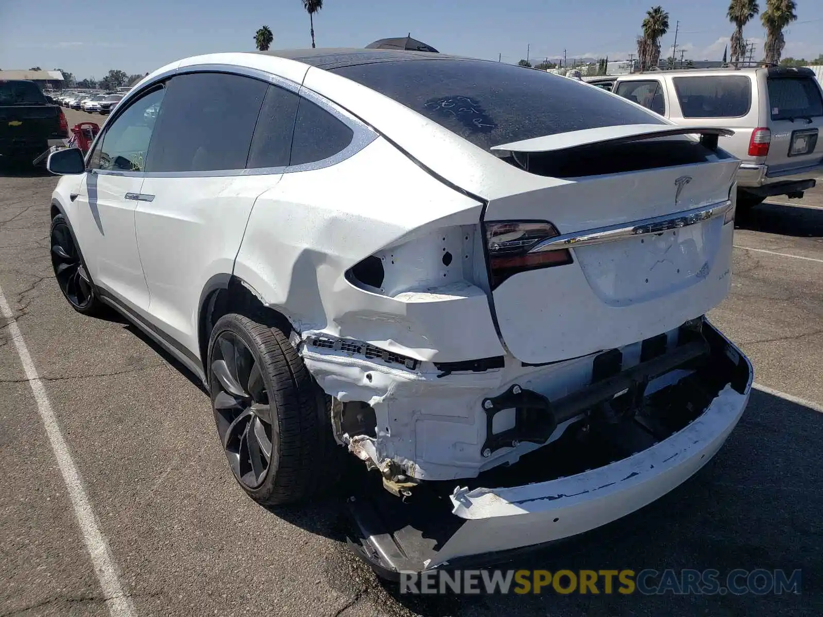 3 Photograph of a damaged car 5YJXCBE21LF283283 TESLA MODEL X 2020