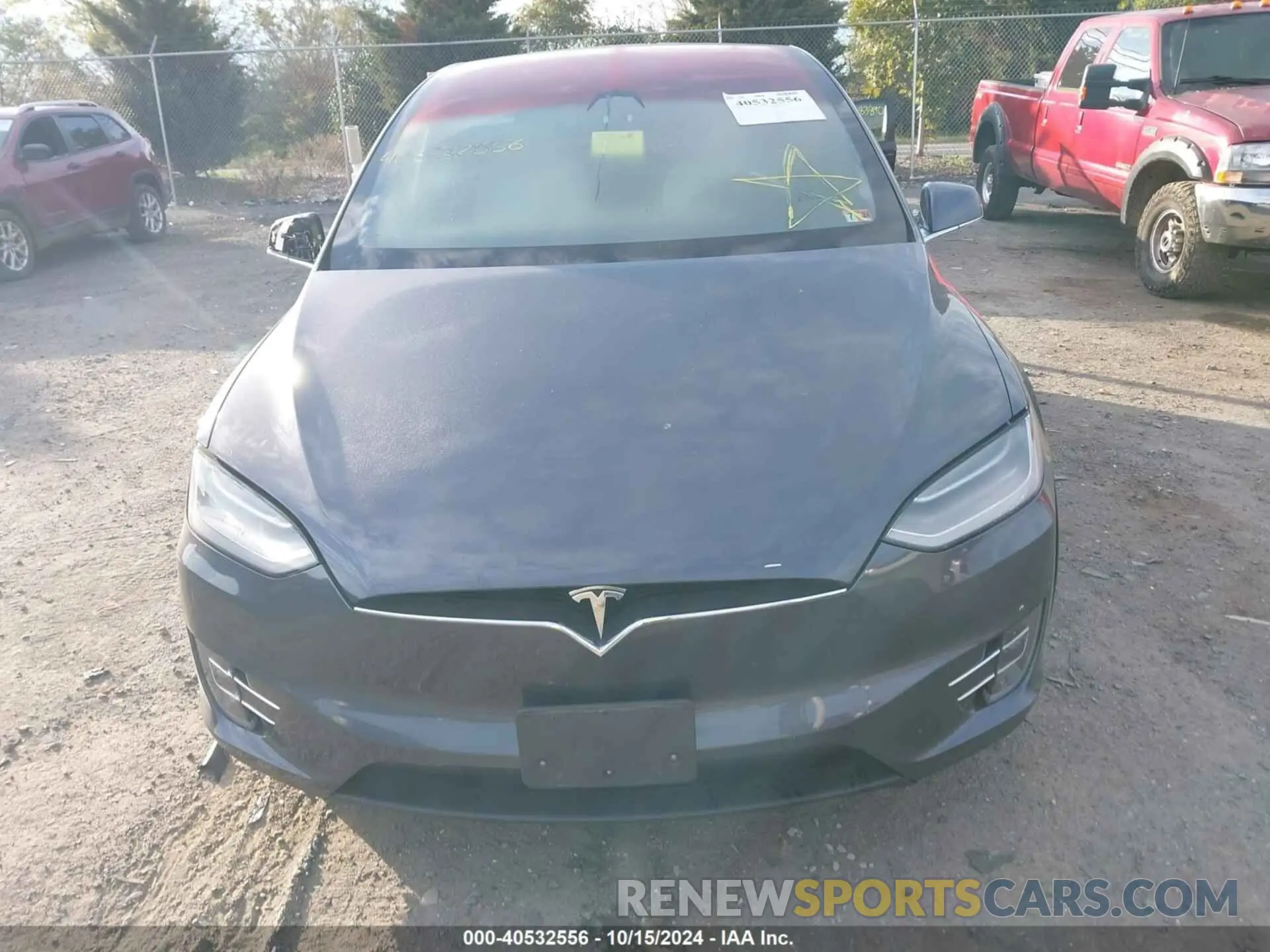 12 Photograph of a damaged car 5YJXCBE21LF298401 TESLA MODEL X 2020