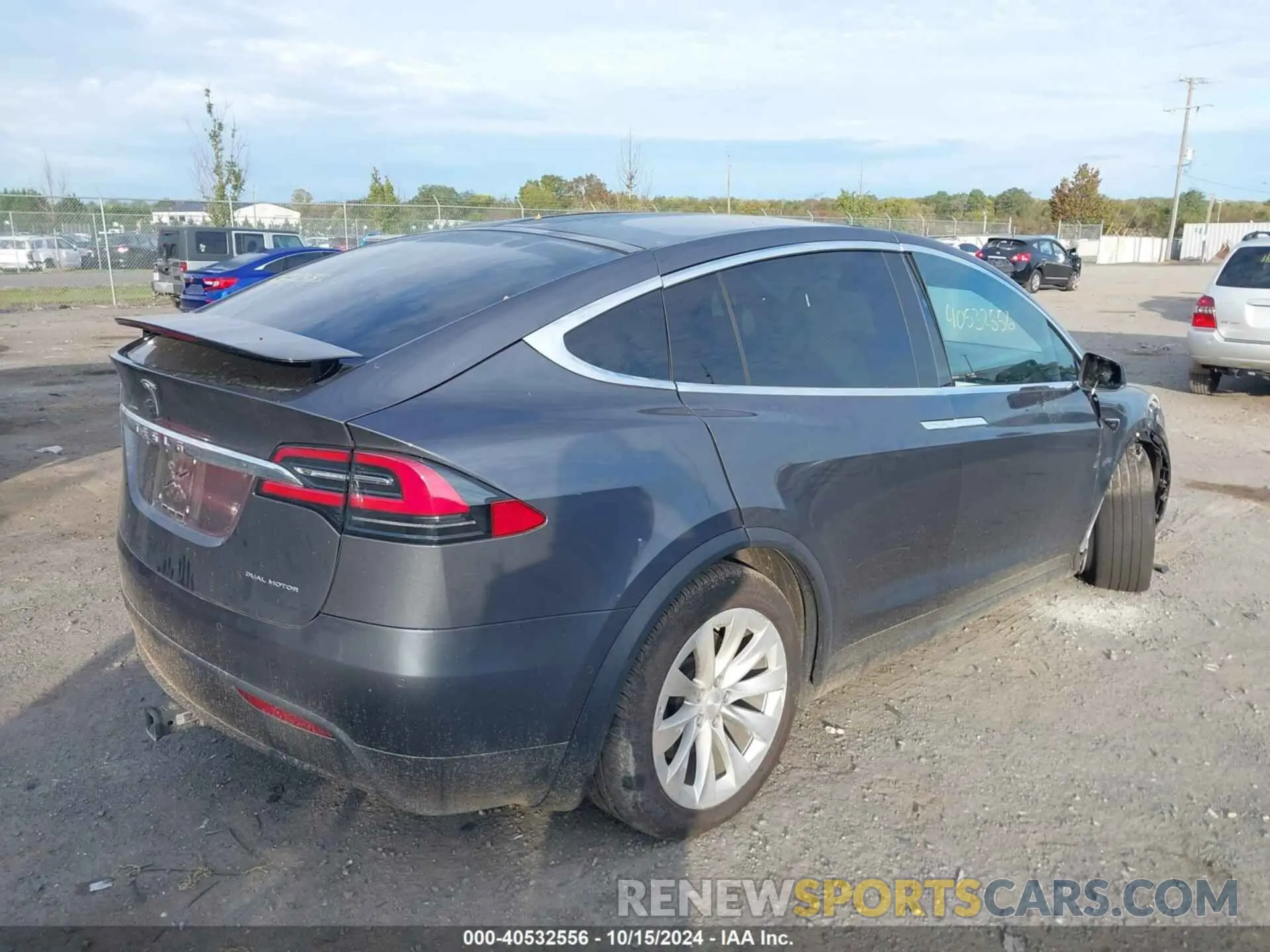4 Photograph of a damaged car 5YJXCBE21LF298401 TESLA MODEL X 2020