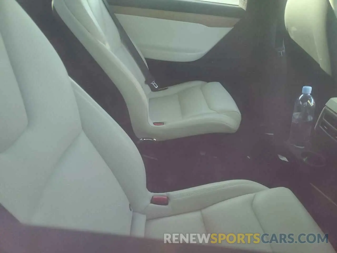 10 Photograph of a damaged car 5YJXCBE21LF300650 TESLA MODEL X 2020