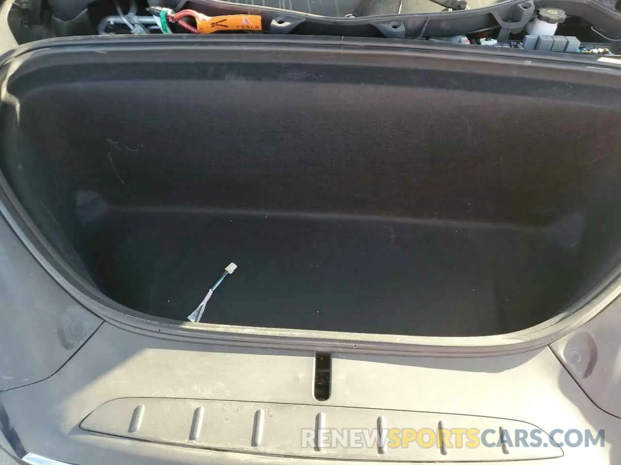 11 Photograph of a damaged car 5YJXCBE21LF300650 TESLA MODEL X 2020