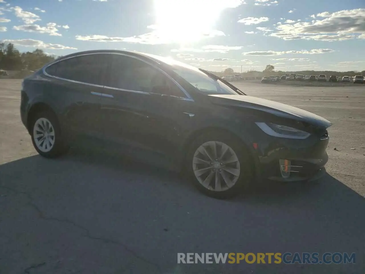 4 Photograph of a damaged car 5YJXCBE21LF300650 TESLA MODEL X 2020