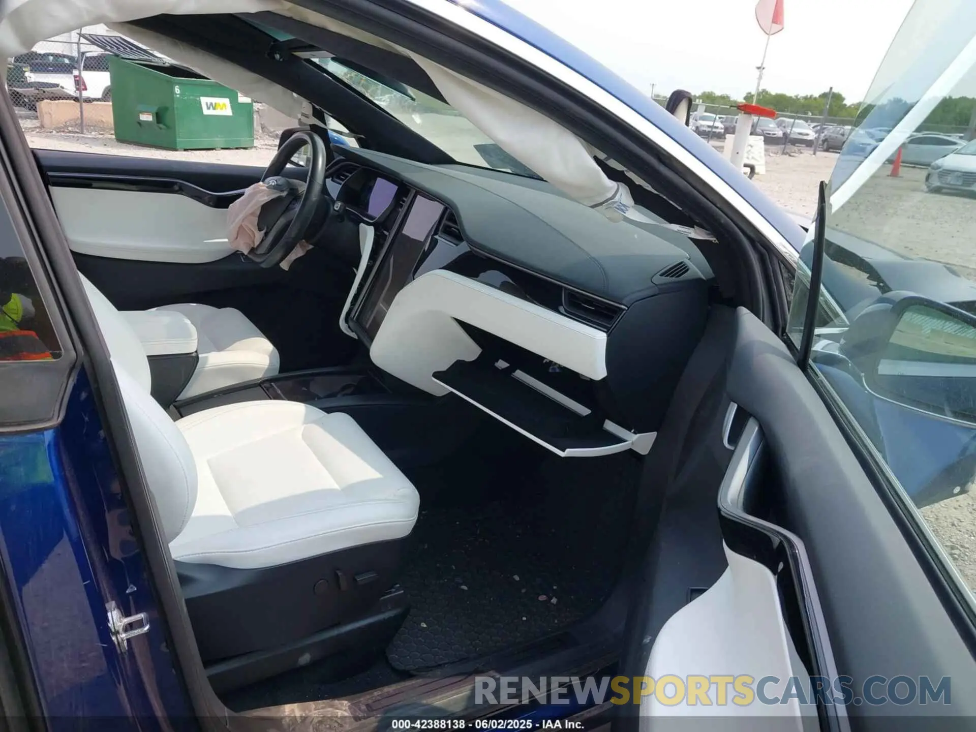 5 Photograph of a damaged car 5YJXCBE22LF231533 TESLA MODEL X 2020