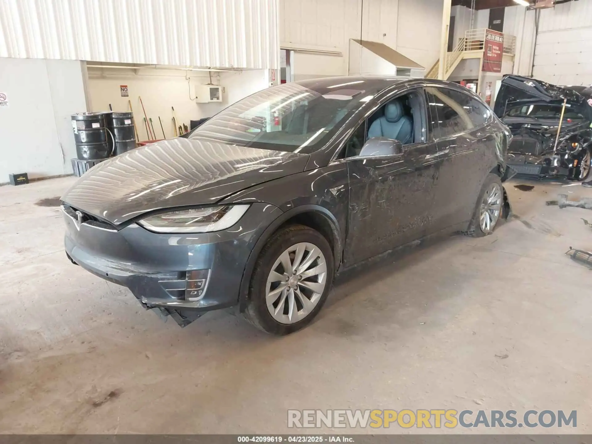 2 Photograph of a damaged car 5YJXCBE22LF261759 TESLA MODEL X 2020