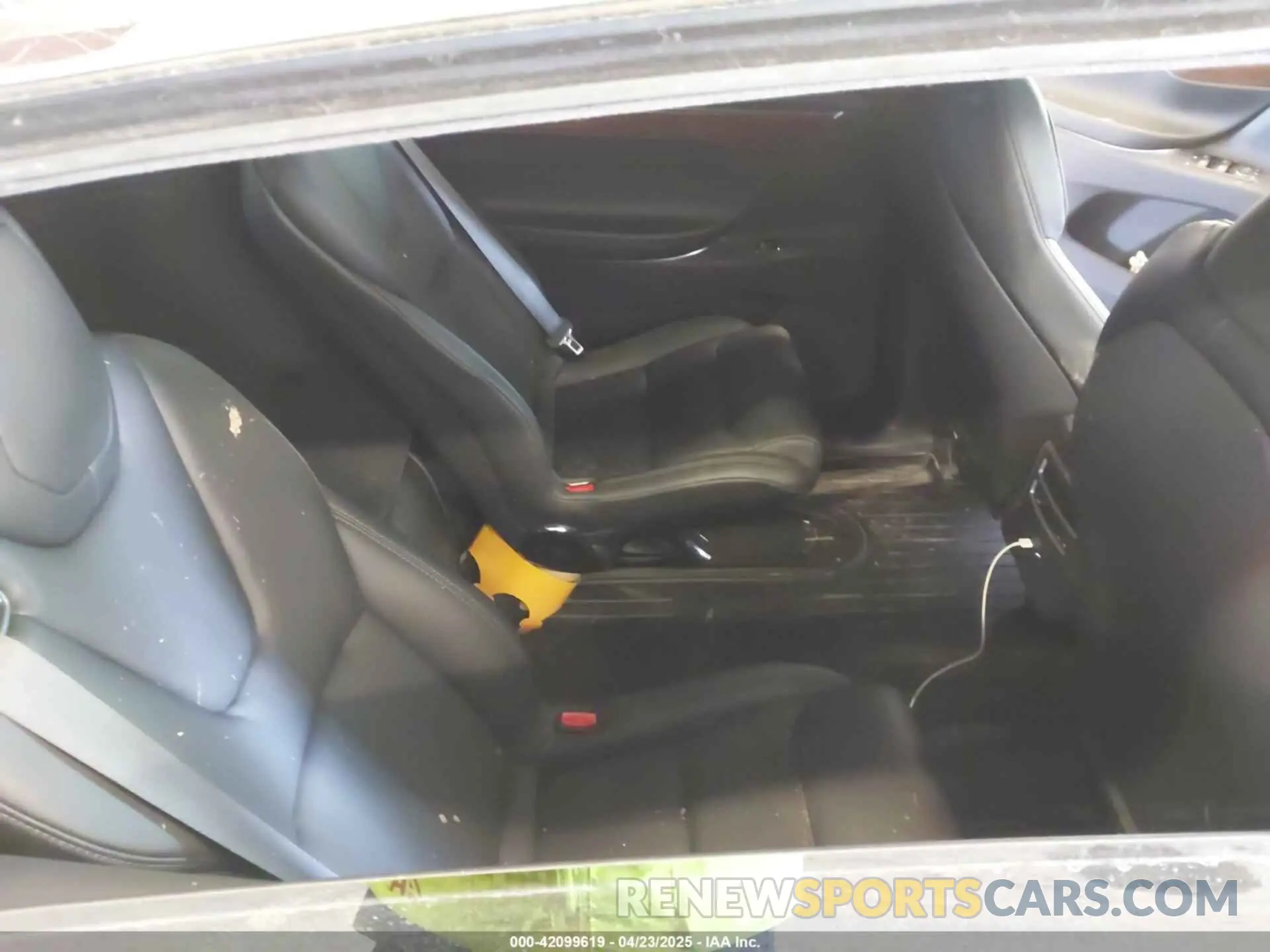8 Photograph of a damaged car 5YJXCBE22LF261759 TESLA MODEL X 2020