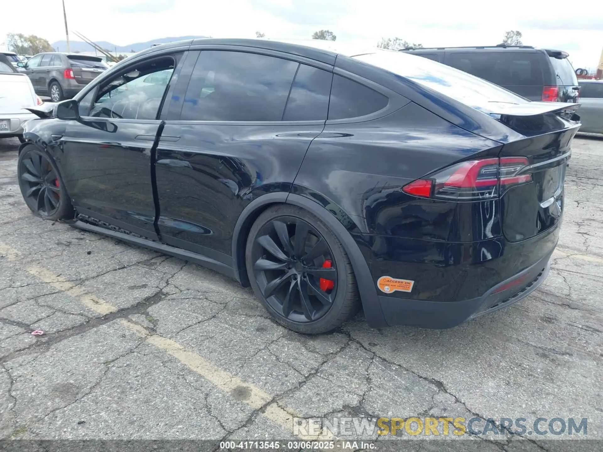 3 Photograph of a damaged car 5YJXCBE22LF283325 TESLA MODEL X 2020