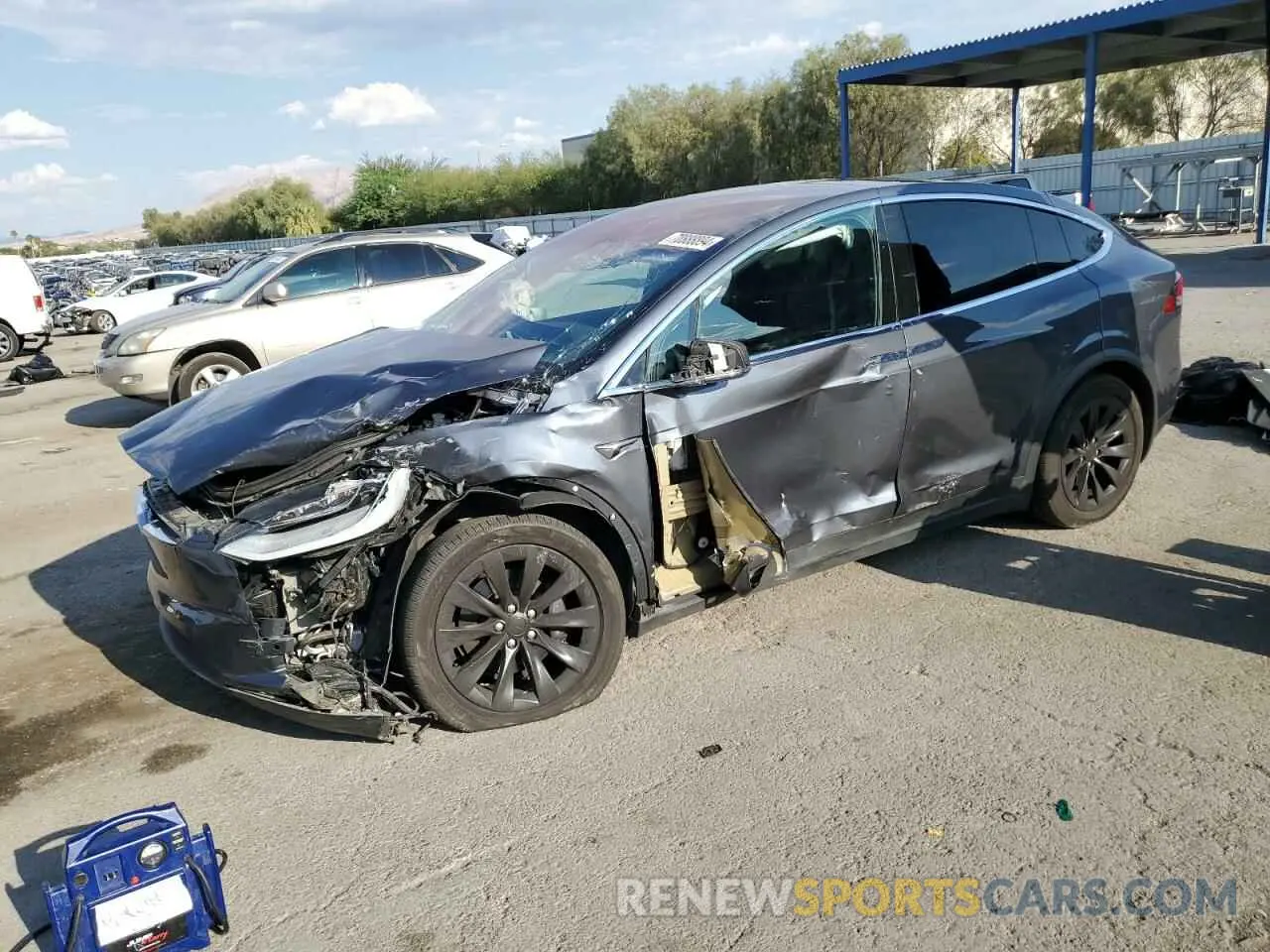 1 Photograph of a damaged car 5YJXCBE23LF261043 TESLA MODEL X 2020