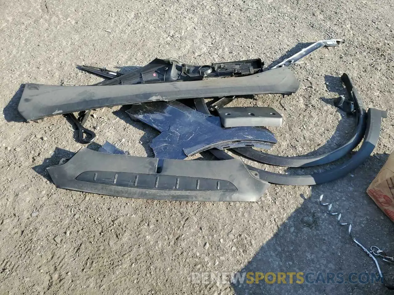 13 Photograph of a damaged car 5YJXCBE23LF261043 TESLA MODEL X 2020