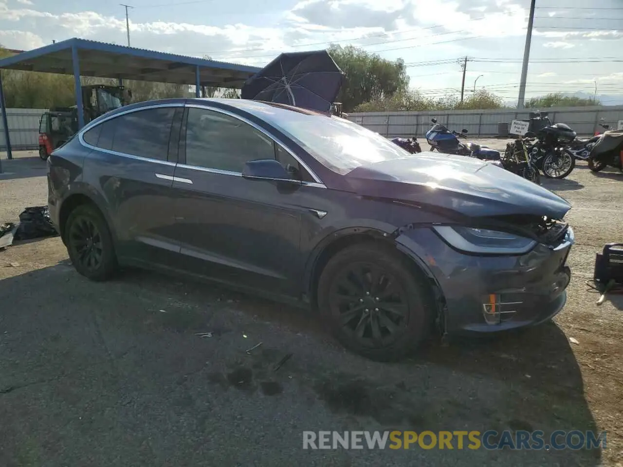 4 Photograph of a damaged car 5YJXCBE23LF261043 TESLA MODEL X 2020