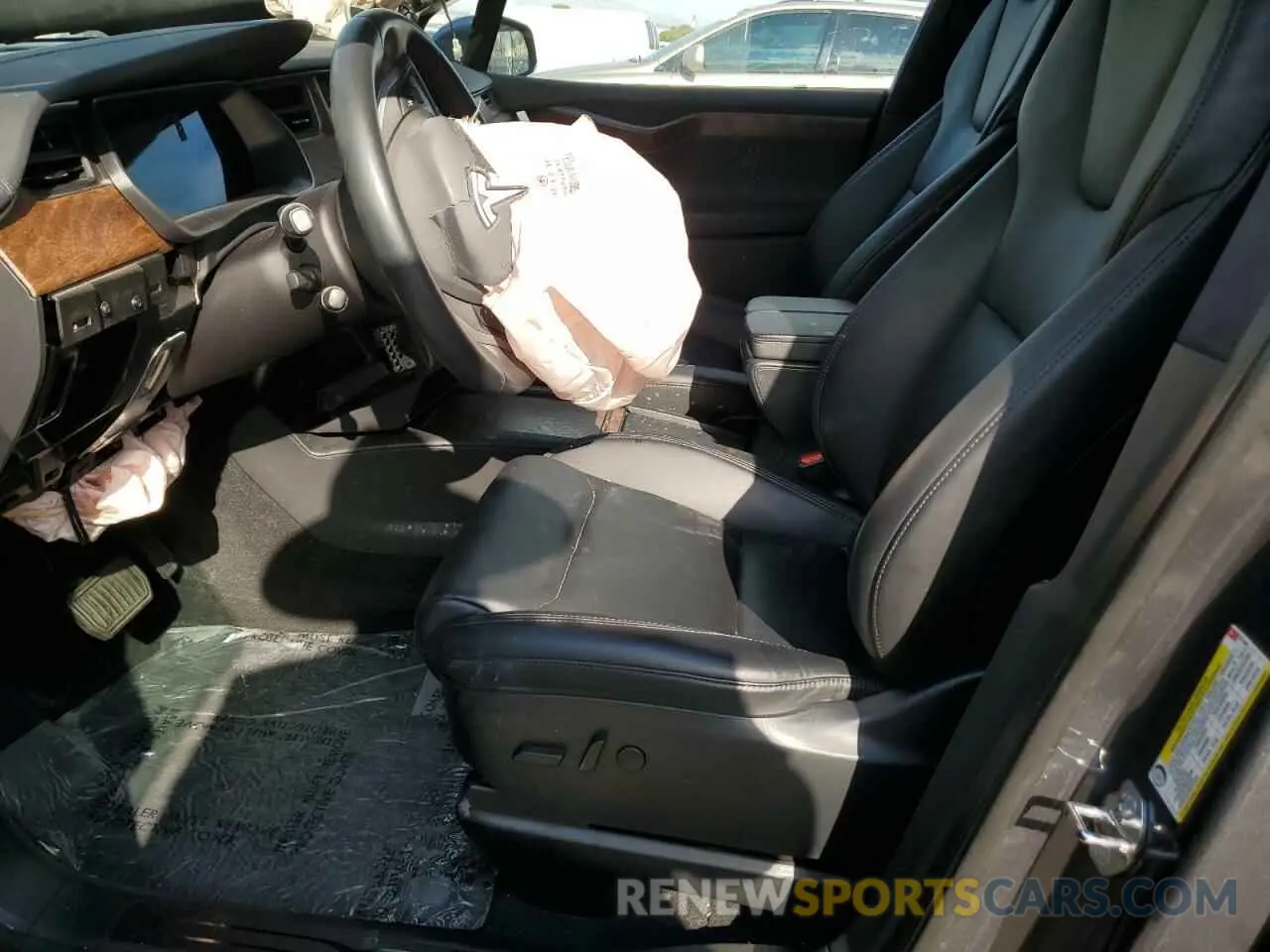 7 Photograph of a damaged car 5YJXCBE23LF261043 TESLA MODEL X 2020
