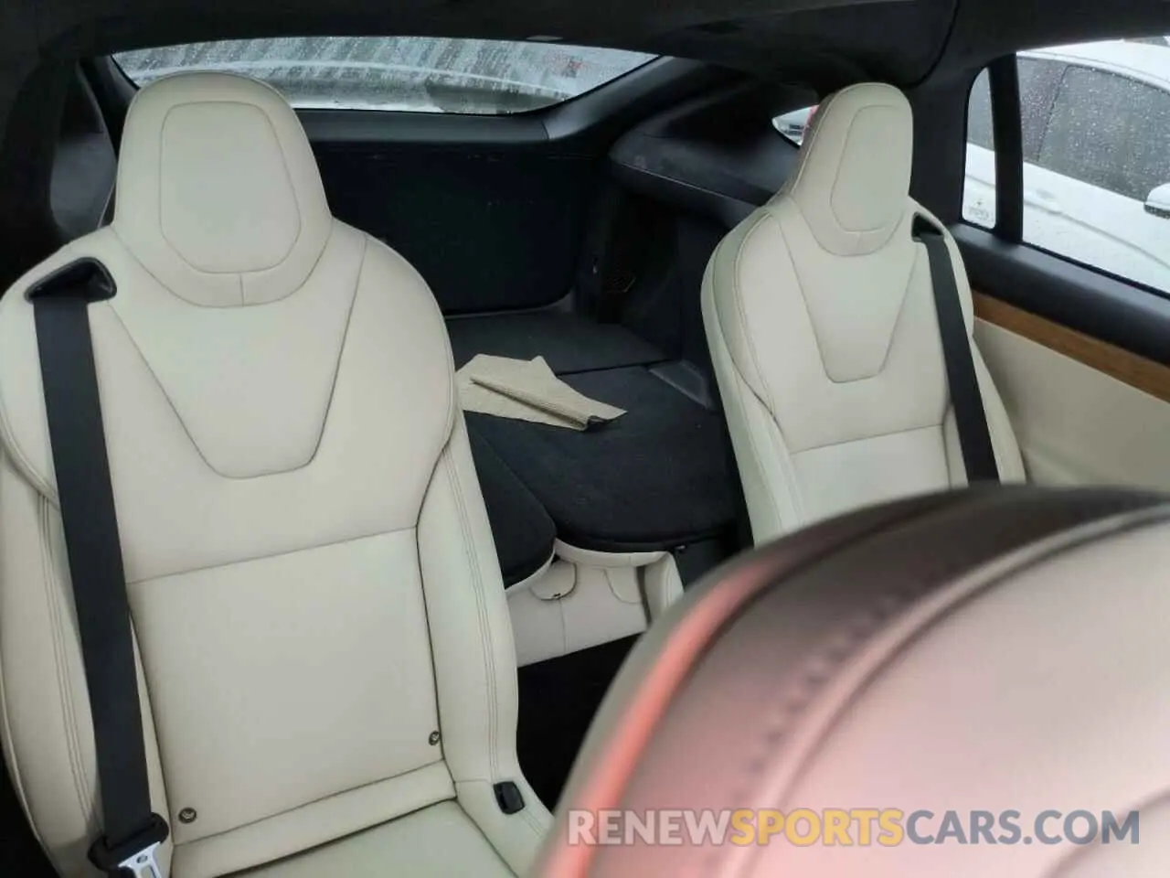 11 Photograph of a damaged car 5YJXCBE24LF214006 TESLA MODEL X 2020