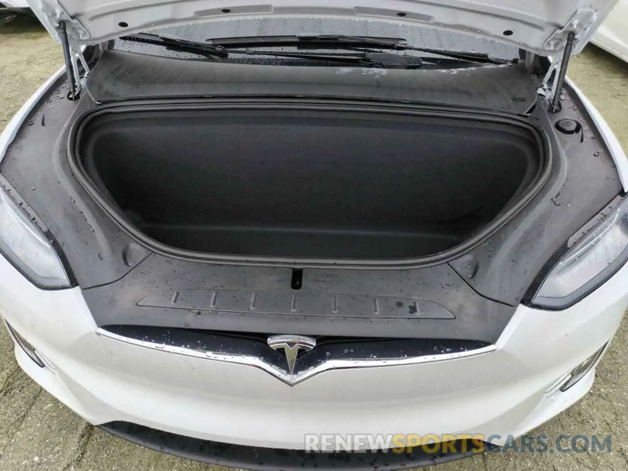 12 Photograph of a damaged car 5YJXCBE24LF214006 TESLA MODEL X 2020
