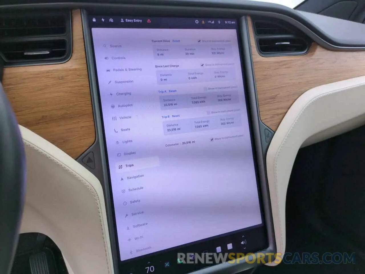 9 Photograph of a damaged car 5YJXCBE24LF214006 TESLA MODEL X 2020