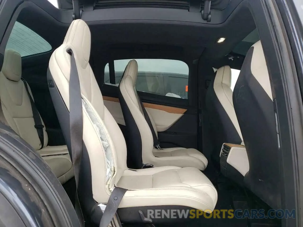 11 Photograph of a damaged car 5YJXCBE25LF226035 TESLA MODEL X 2020