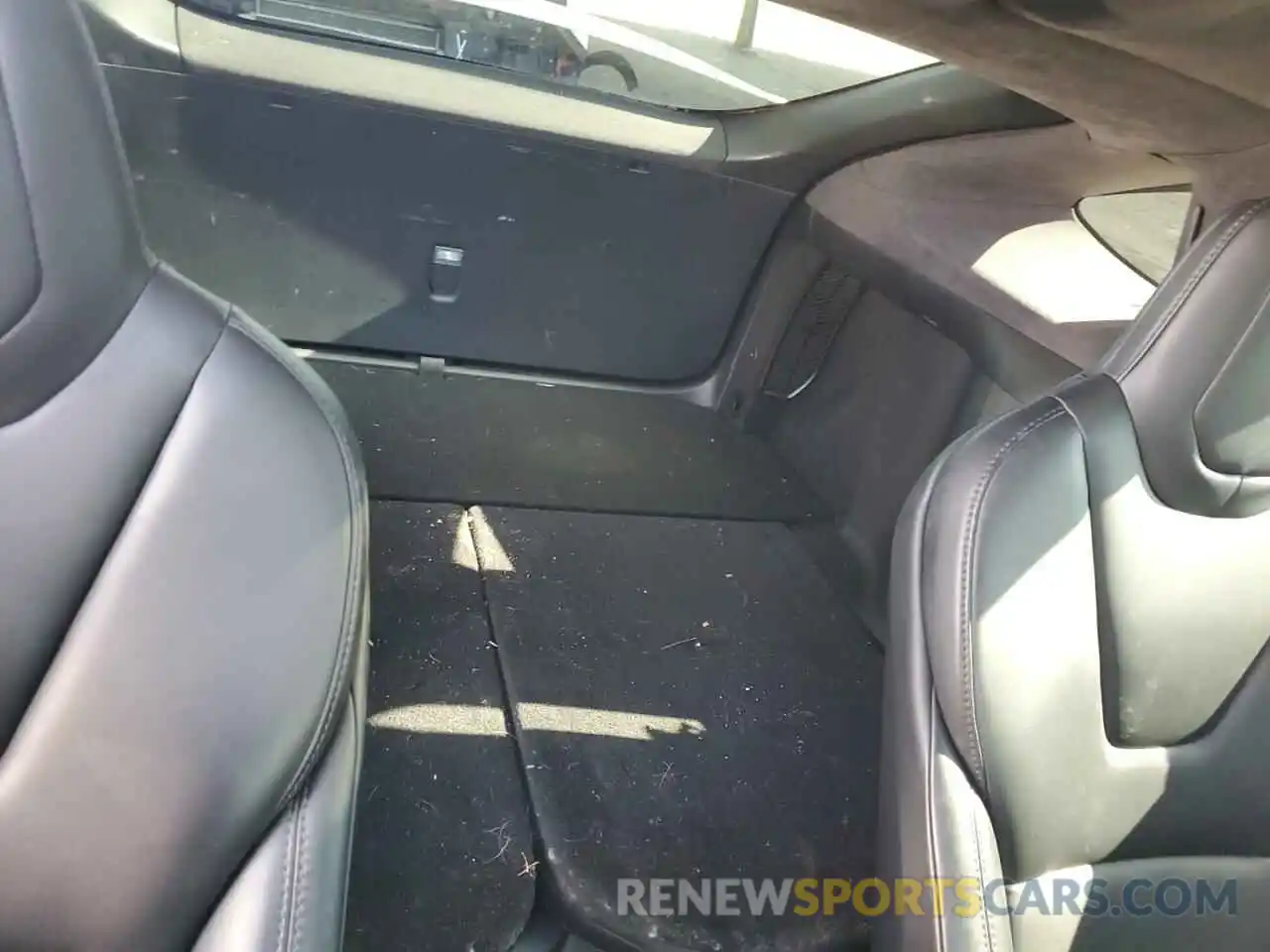 10 Photograph of a damaged car 5YJXCBE25LF234216 TESLA MODEL X 2020