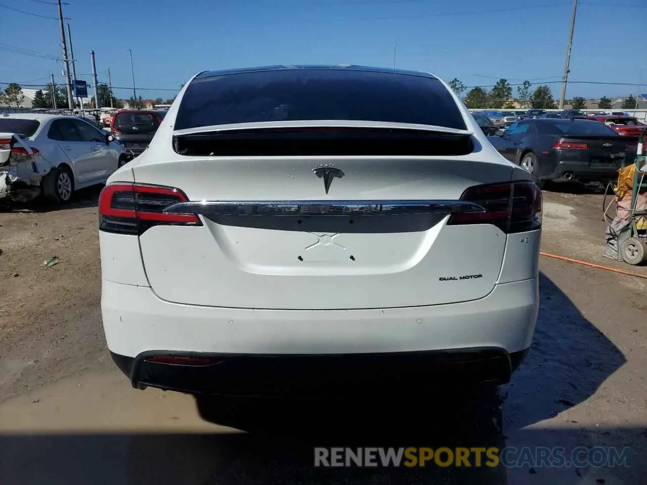 6 Photograph of a damaged car 5YJXCBE25LF281116 TESLA MODEL X 2020