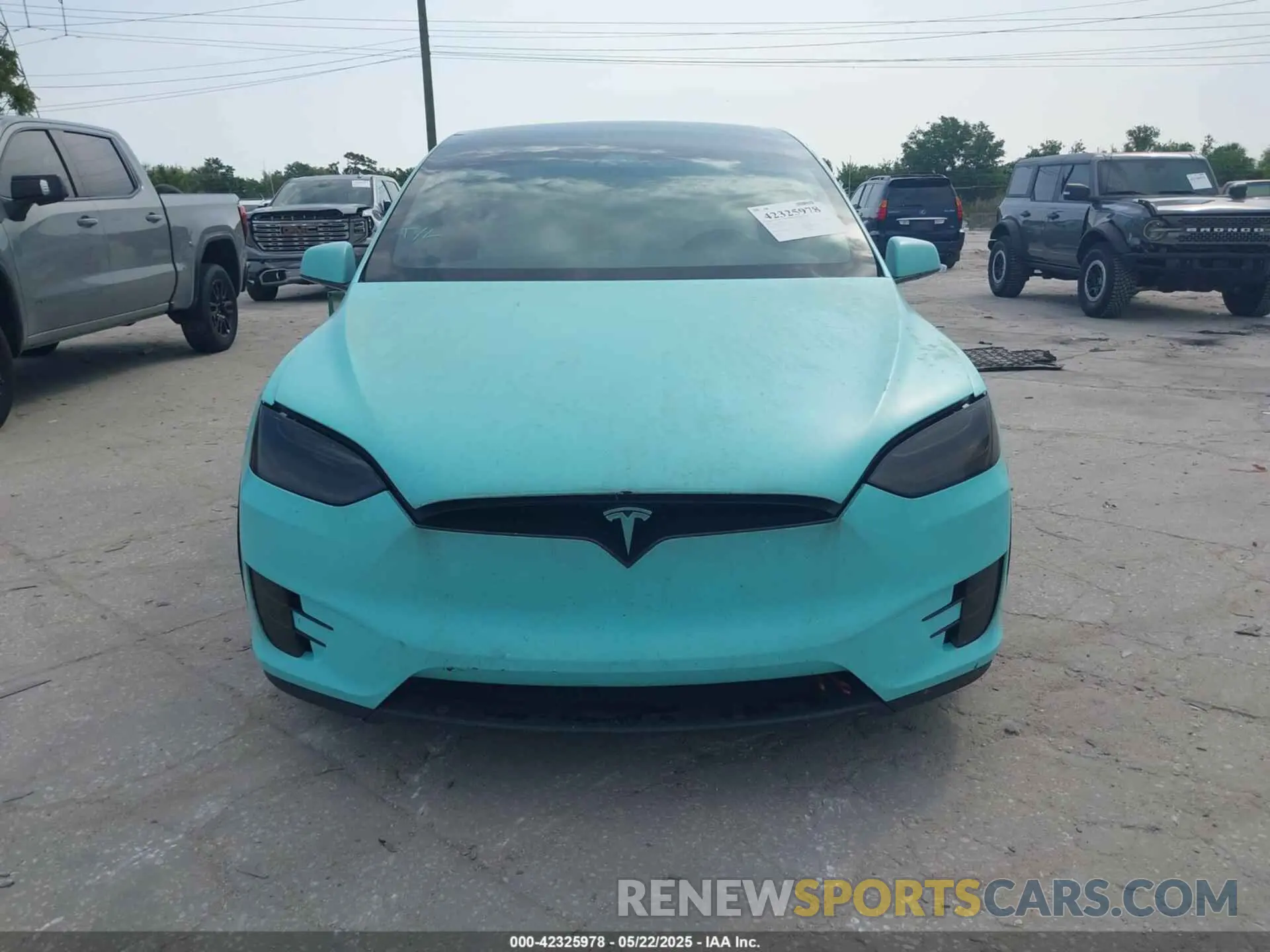 11 Photograph of a damaged car 5YJXCBE26LF249243 TESLA MODEL X 2020
