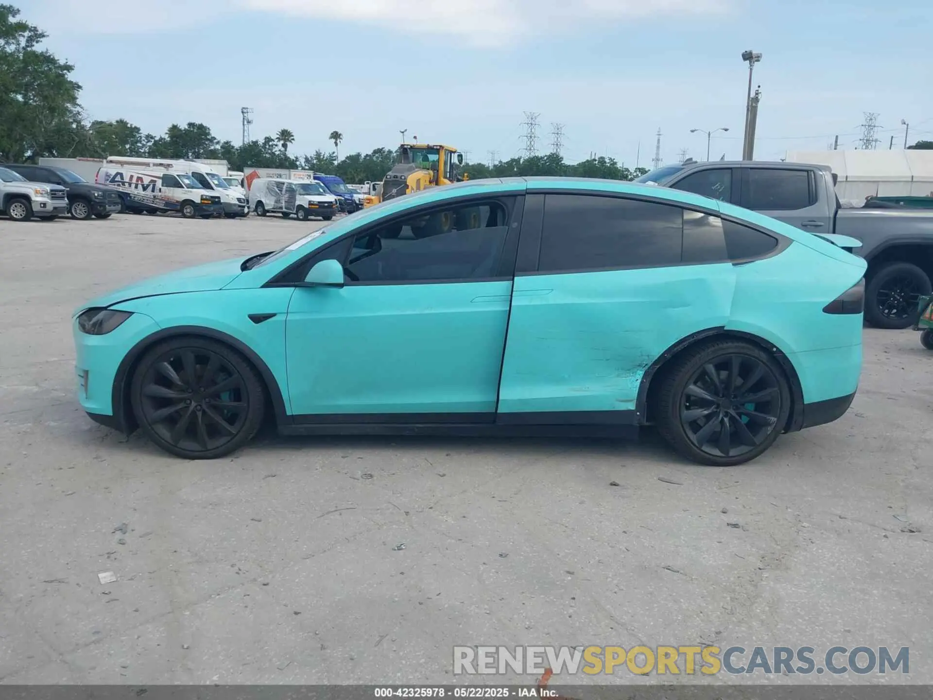 13 Photograph of a damaged car 5YJXCBE26LF249243 TESLA MODEL X 2020