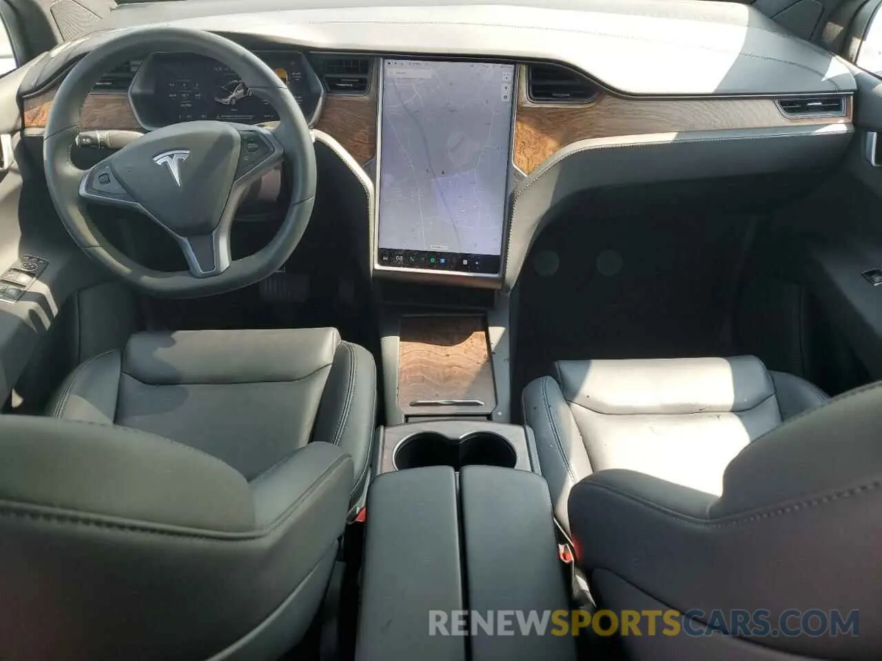 8 Photograph of a damaged car 5YJXCBE26LF300112 TESLA MODEL X 2020