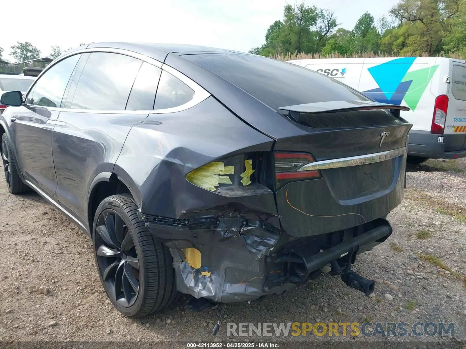 6 Photograph of a damaged car 5YJXCBE26LF300370 TESLA MODEL X 2020