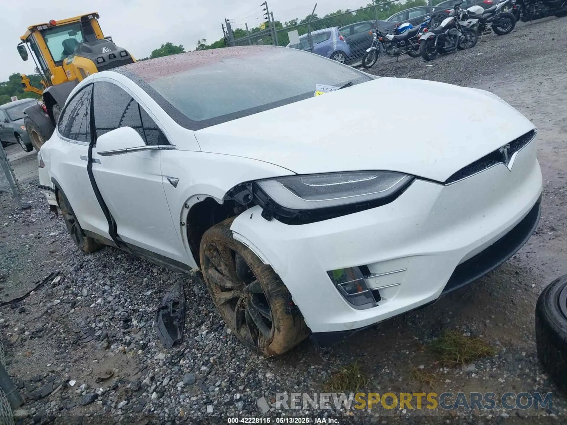 1 Photograph of a damaged car 5YJXCBE26LF301504 TESLA MODEL X 2020