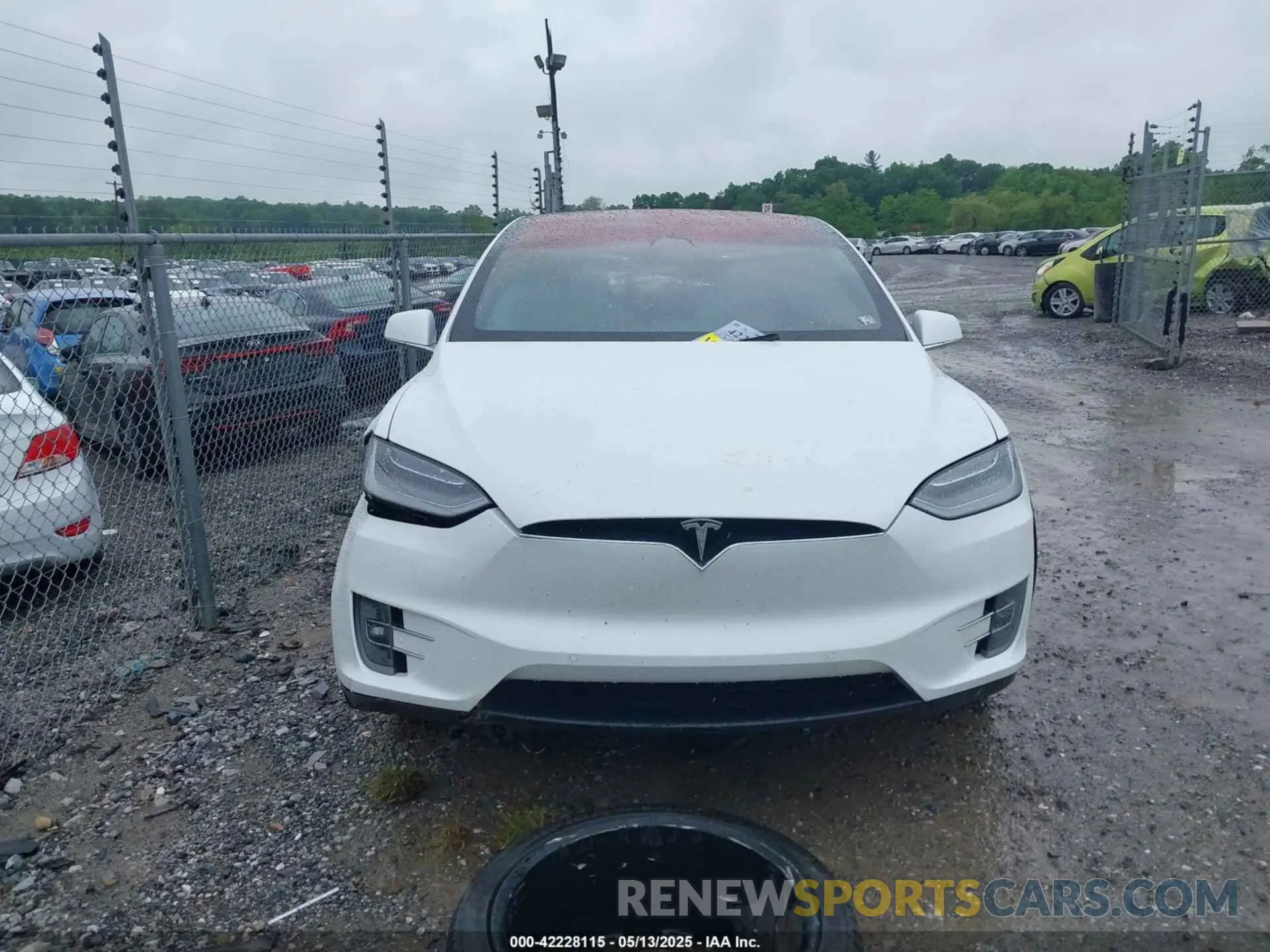 12 Photograph of a damaged car 5YJXCBE26LF301504 TESLA MODEL X 2020