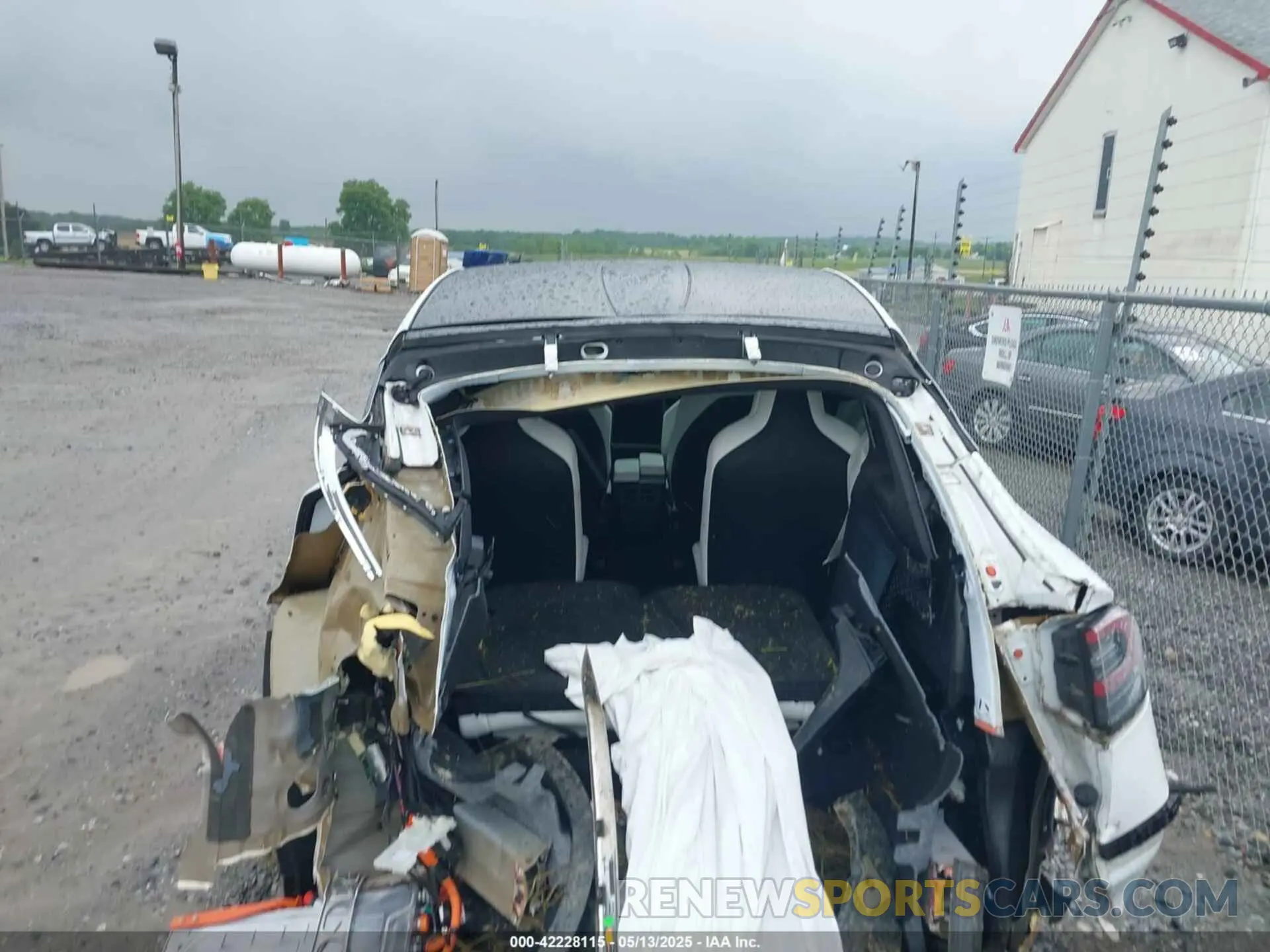 16 Photograph of a damaged car 5YJXCBE26LF301504 TESLA MODEL X 2020
