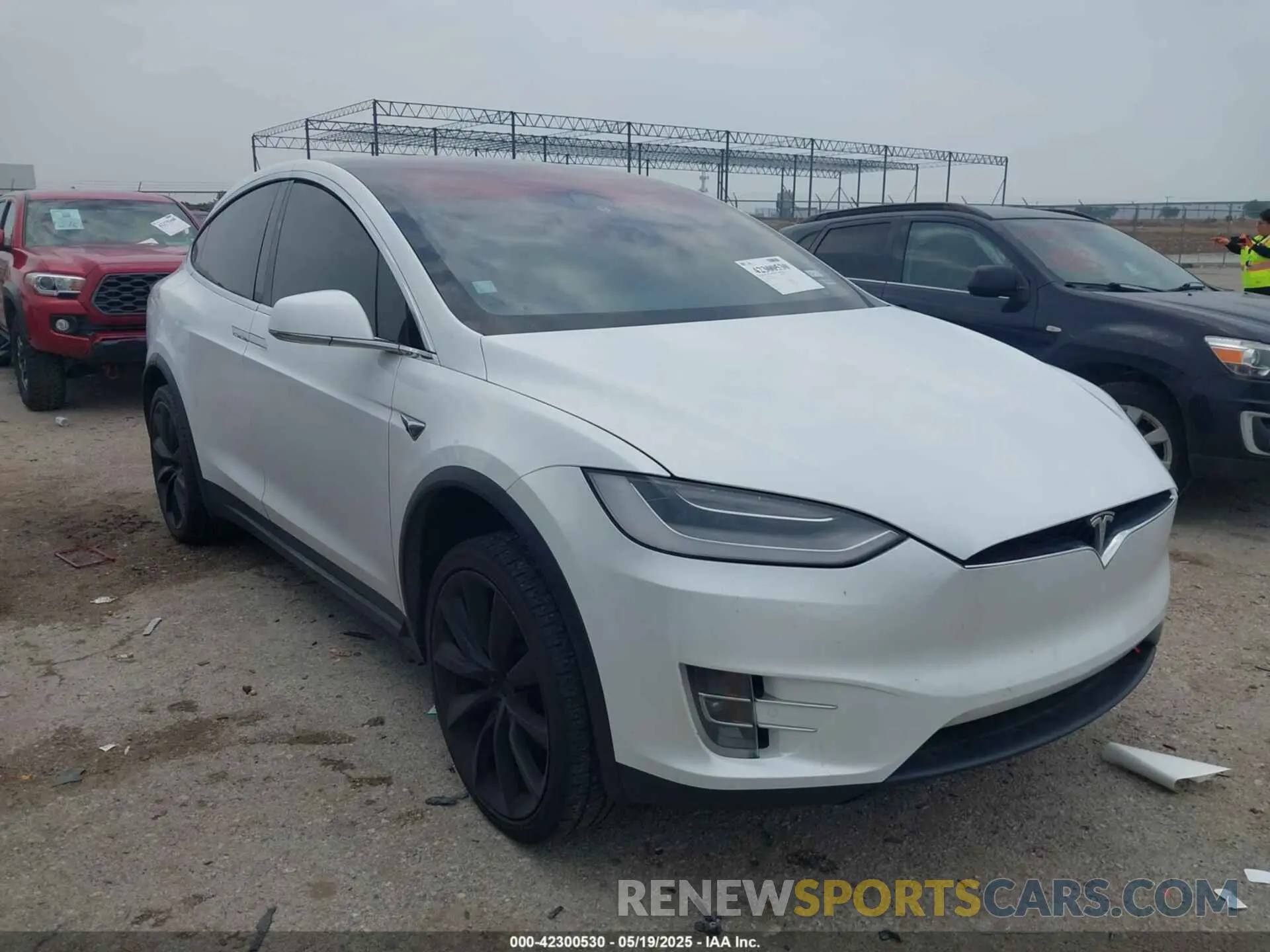 6 Photograph of a damaged car 5YJXCBE26LF304404 TESLA MODEL X 2020