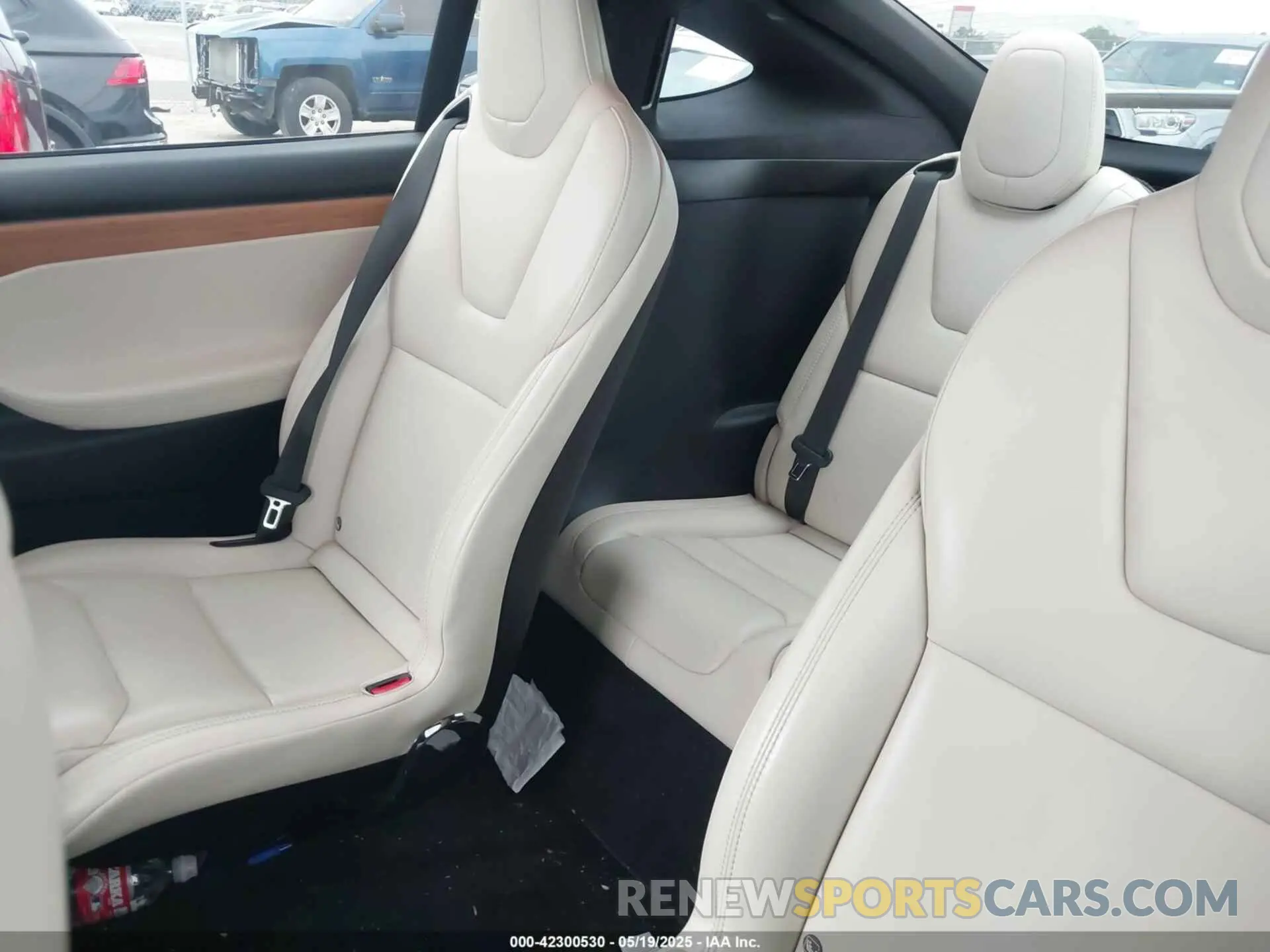 8 Photograph of a damaged car 5YJXCBE26LF304404 TESLA MODEL X 2020
