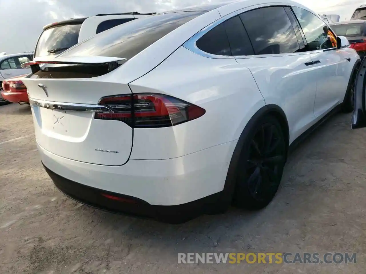 4 Photograph of a damaged car 5YJXCBE28LF219855 TESLA MODEL X 2020