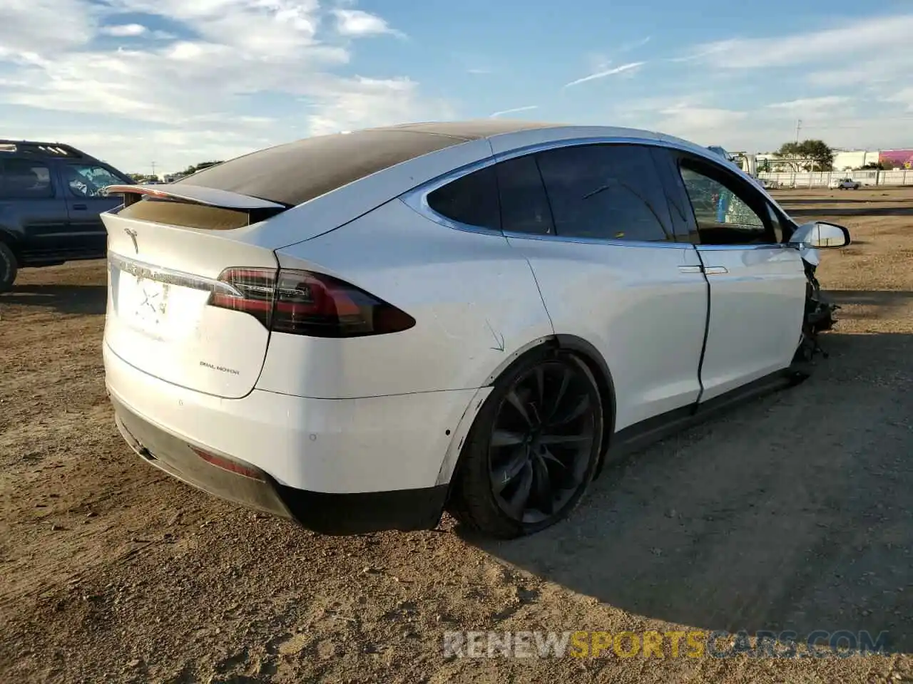 4 Photograph of a damaged car 5YJXCBE28LF235716 TESLA MODEL X 2020