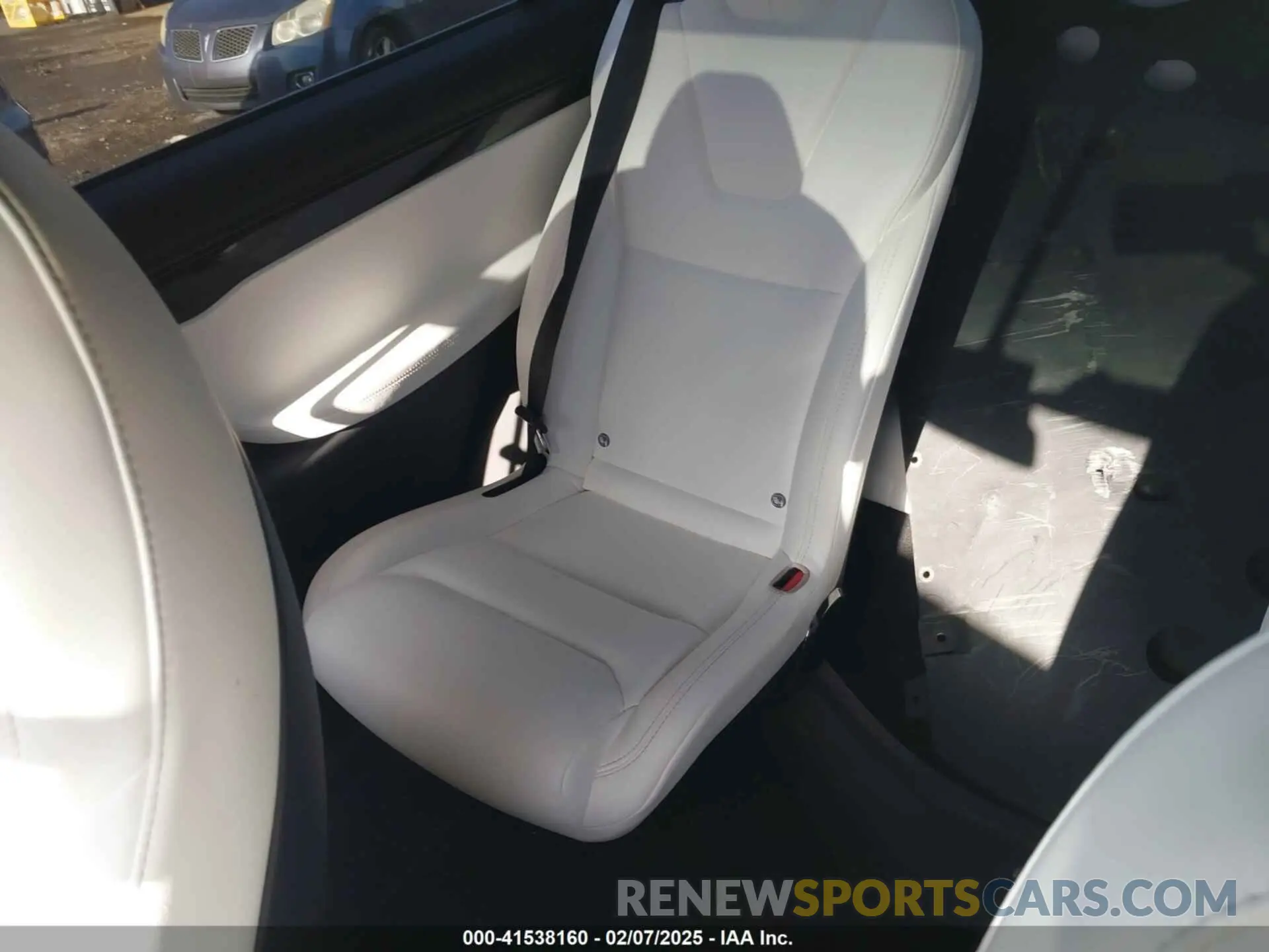 8 Photograph of a damaged car 5YJXCBE29LF231688 TESLA MODEL X 2020